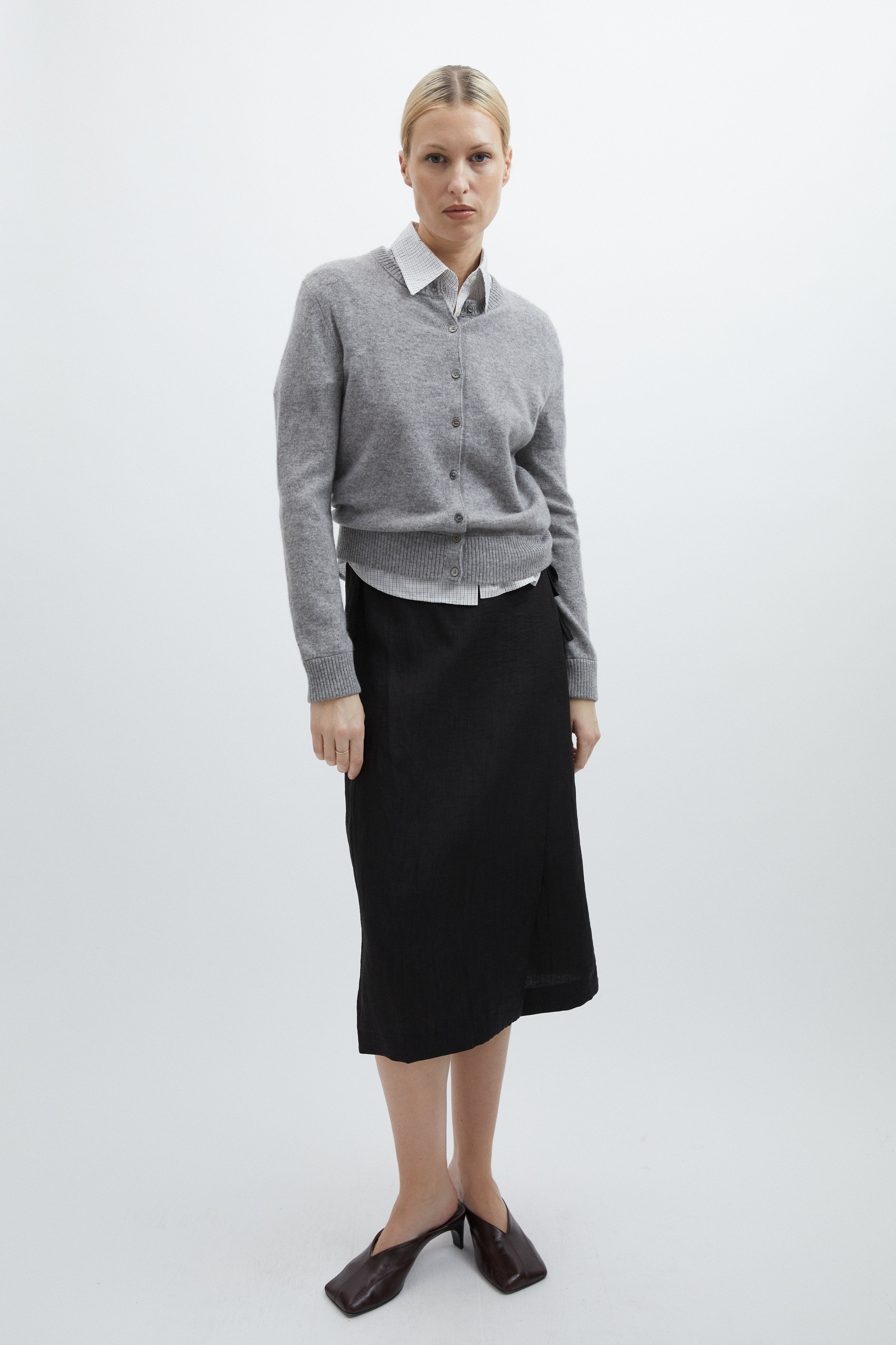 Coco cardigan in Uniform grey