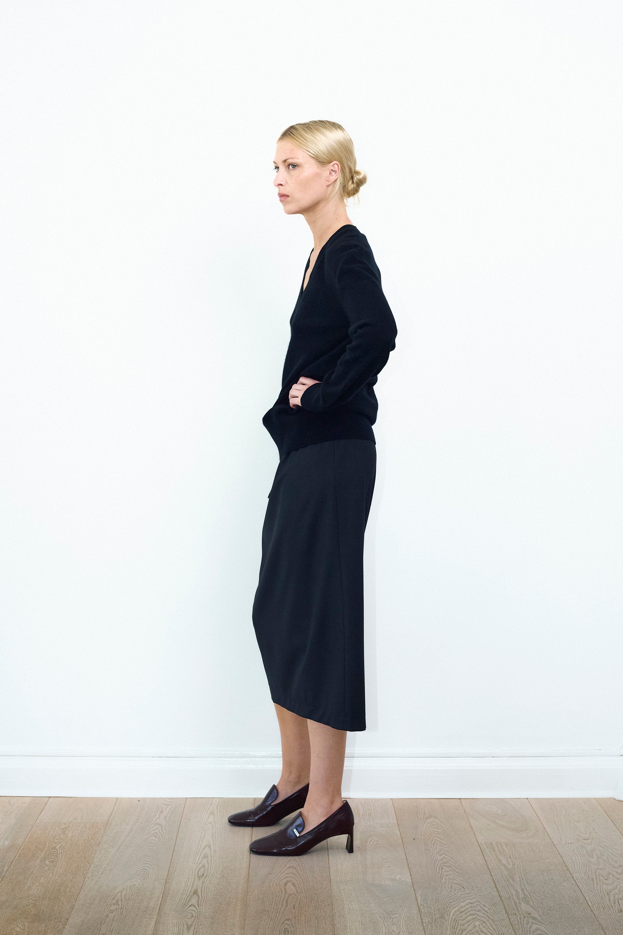 Vira skirt in Black cool wool