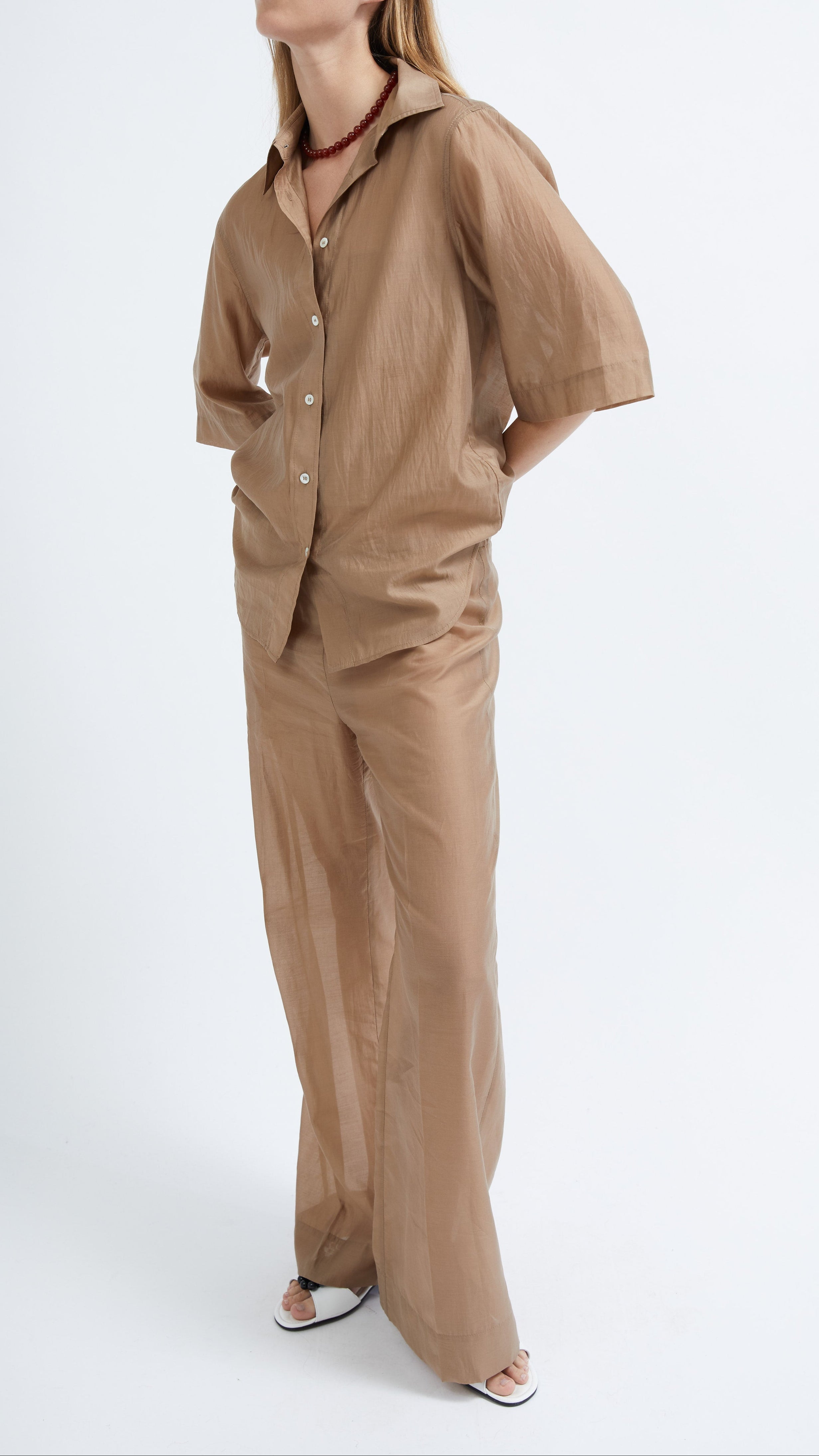 Tella pants in Camel