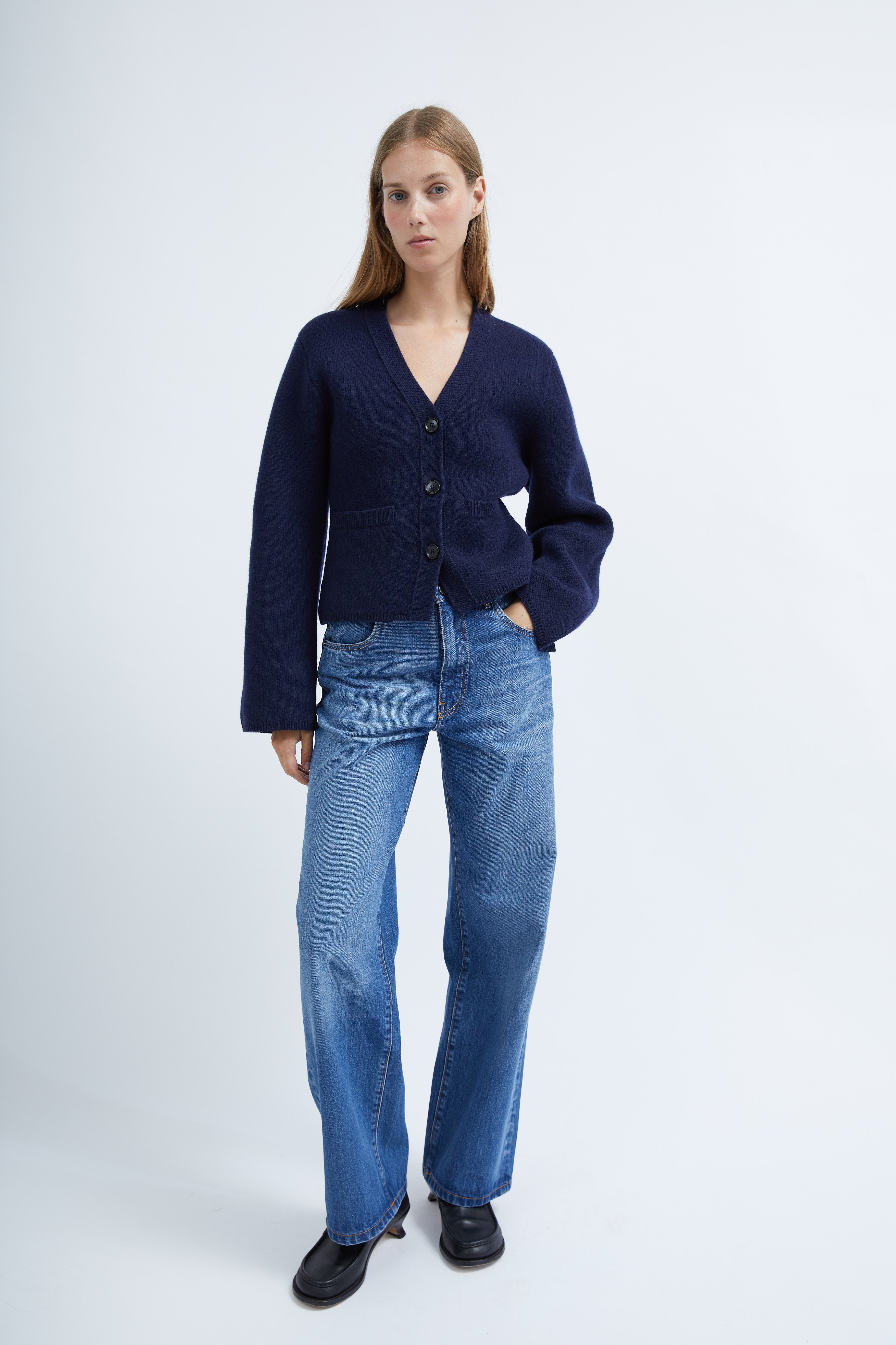 Greta cardigan in Navy