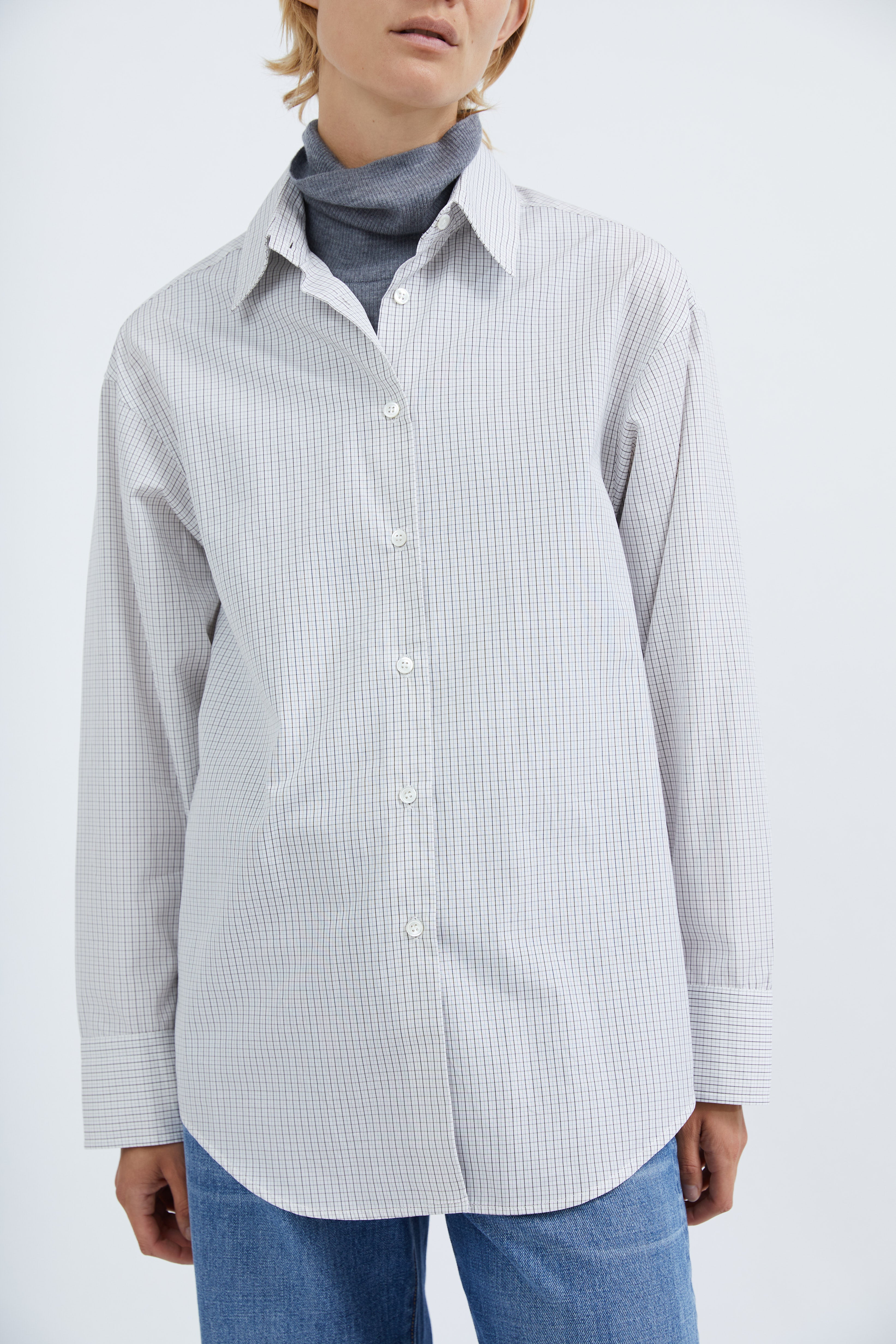 Naomi Shirt in White checked cotton