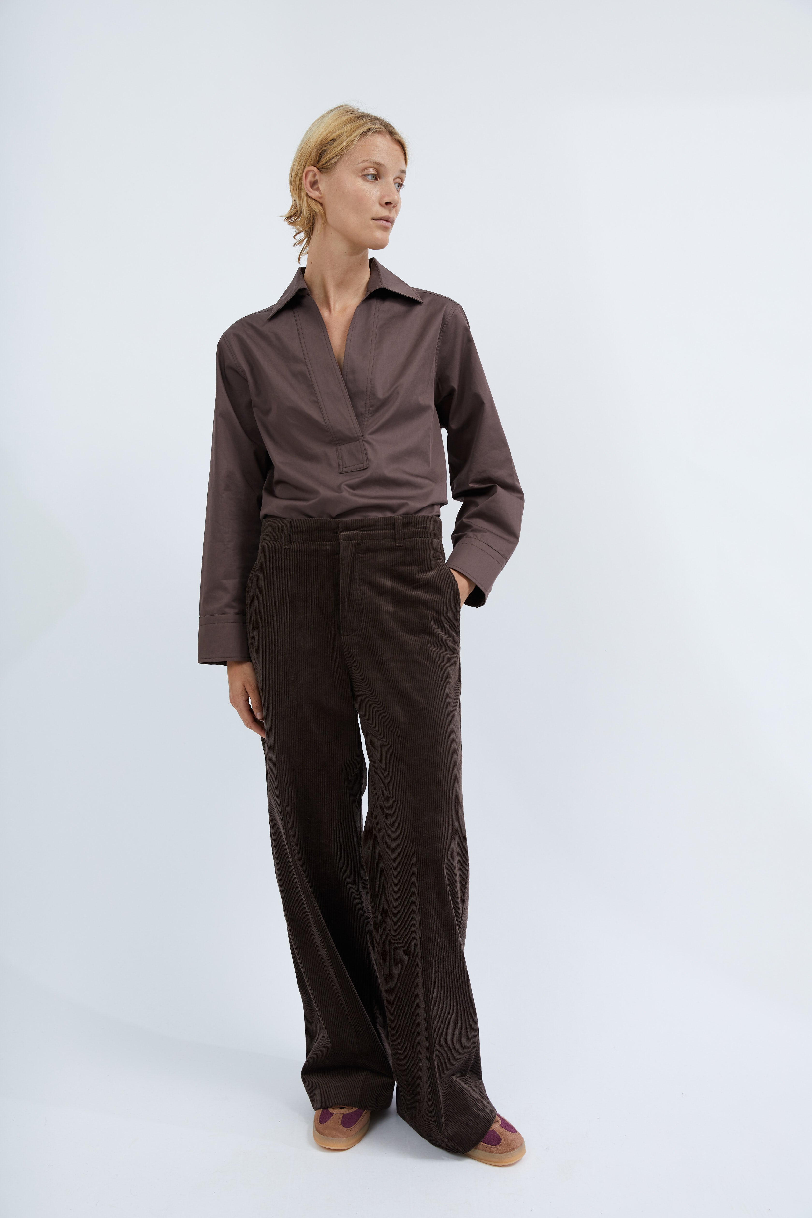 Sia pants in Brown corduroy