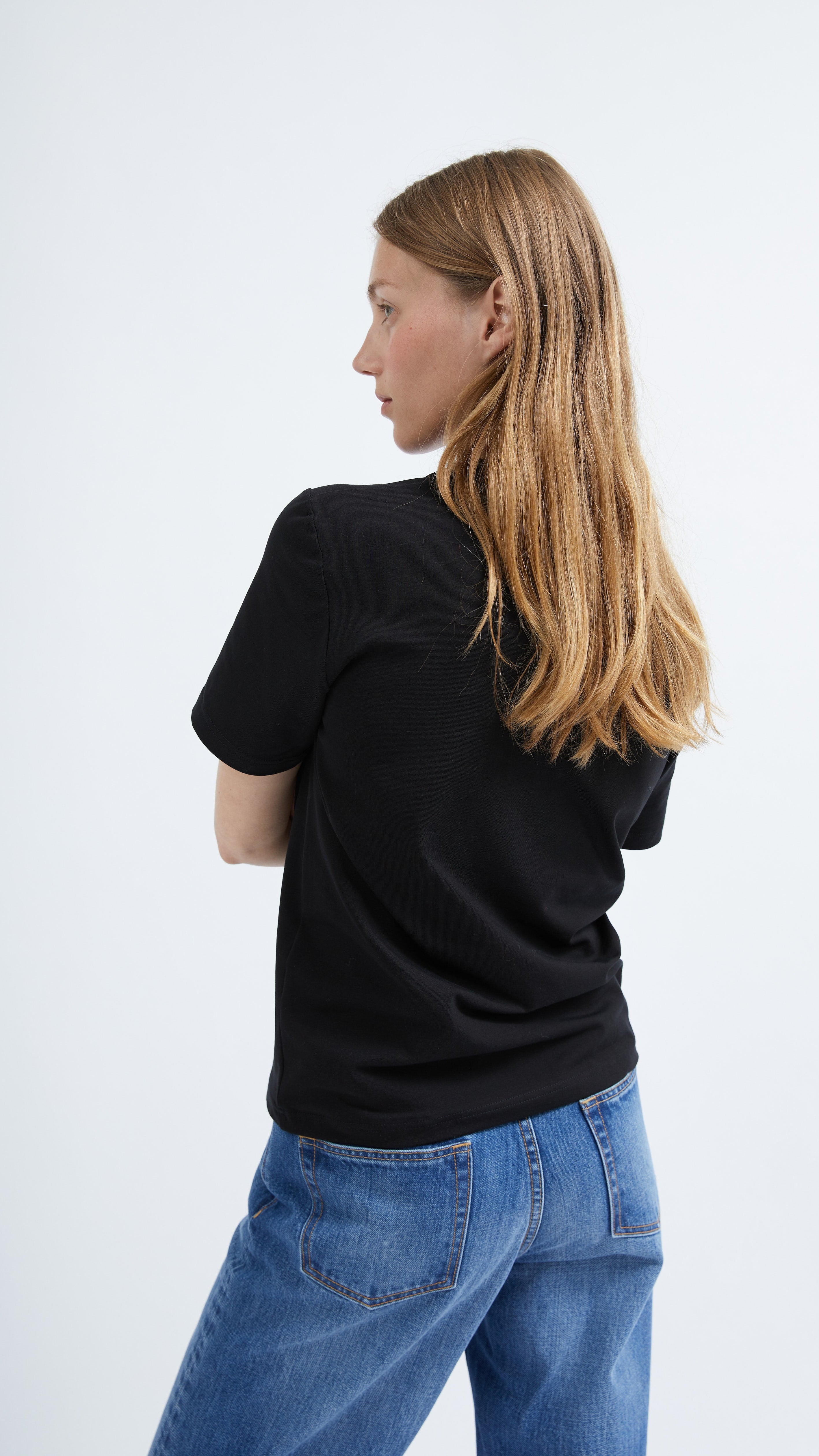 Smilla t-shirt in Black