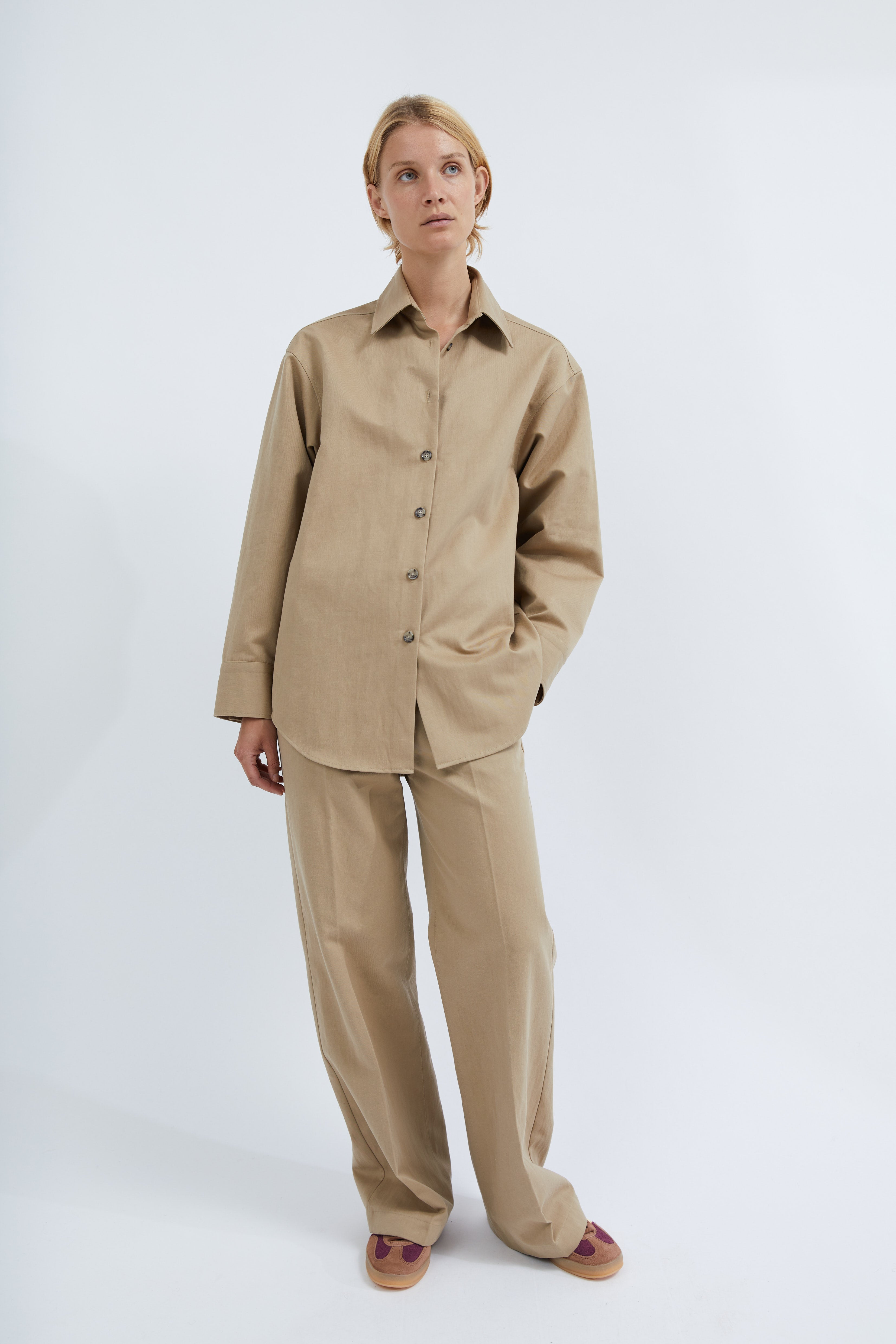 Naomi shirt in Camel twill