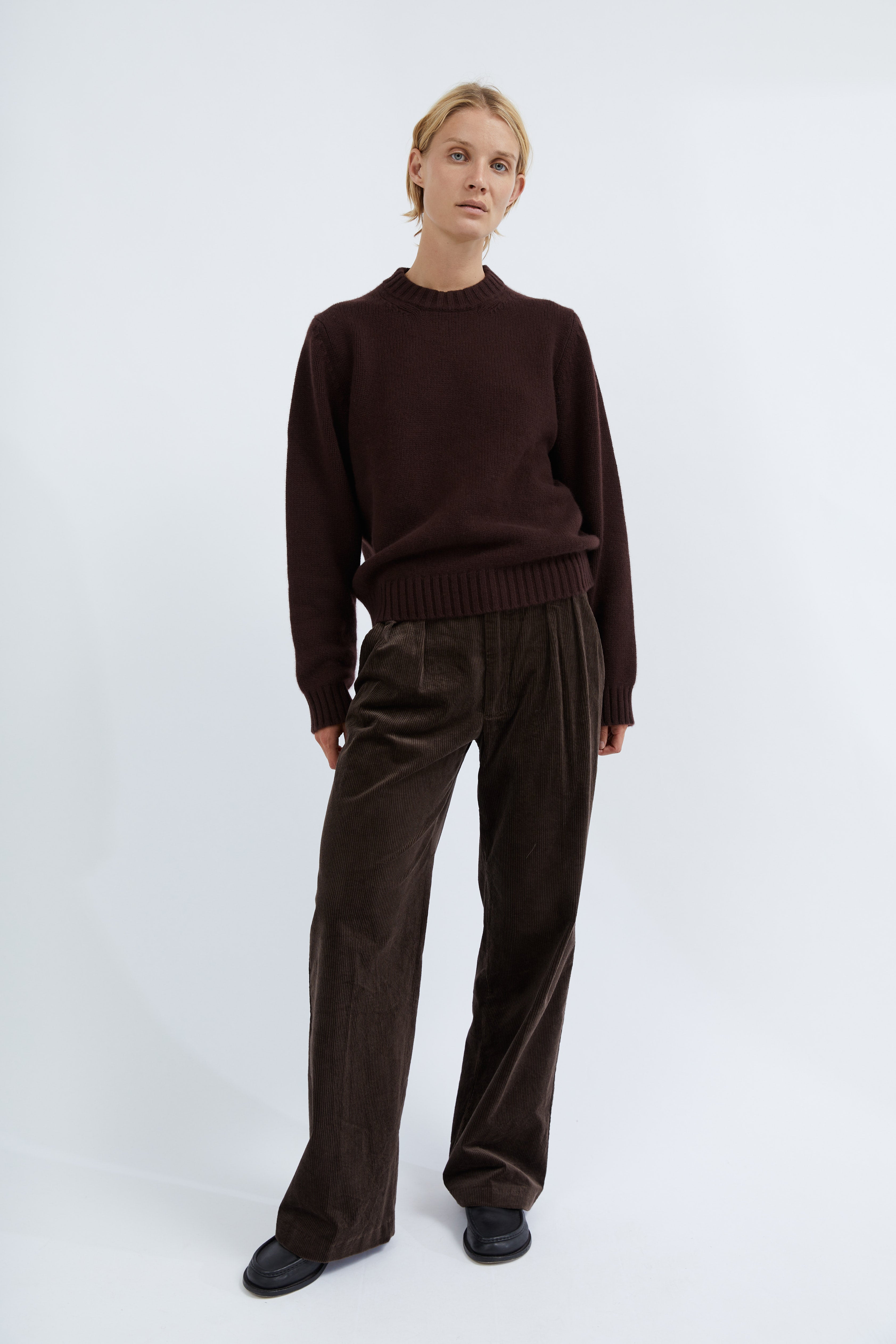 Lia pants in Brown corduroy