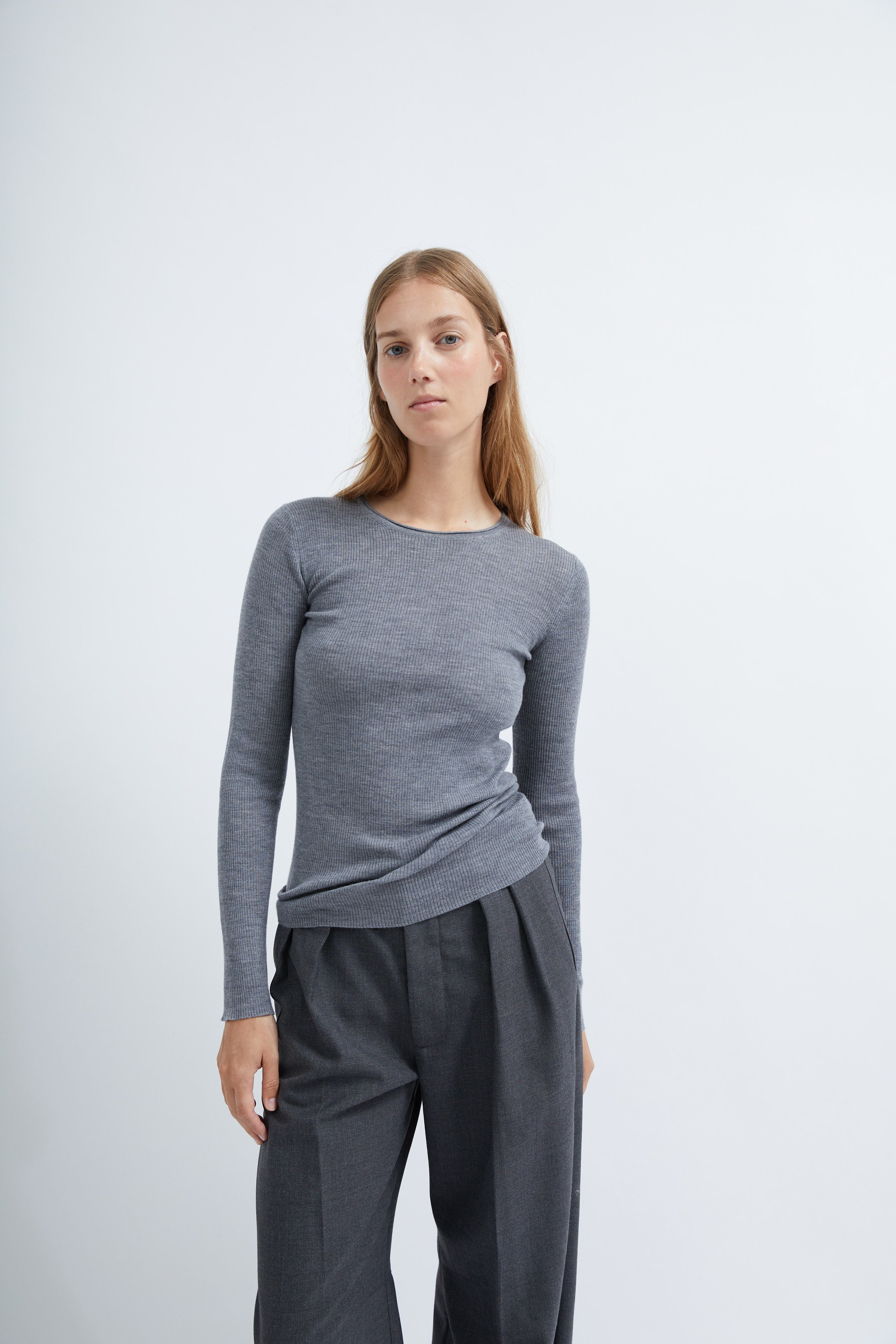 Levi knit in Uniform