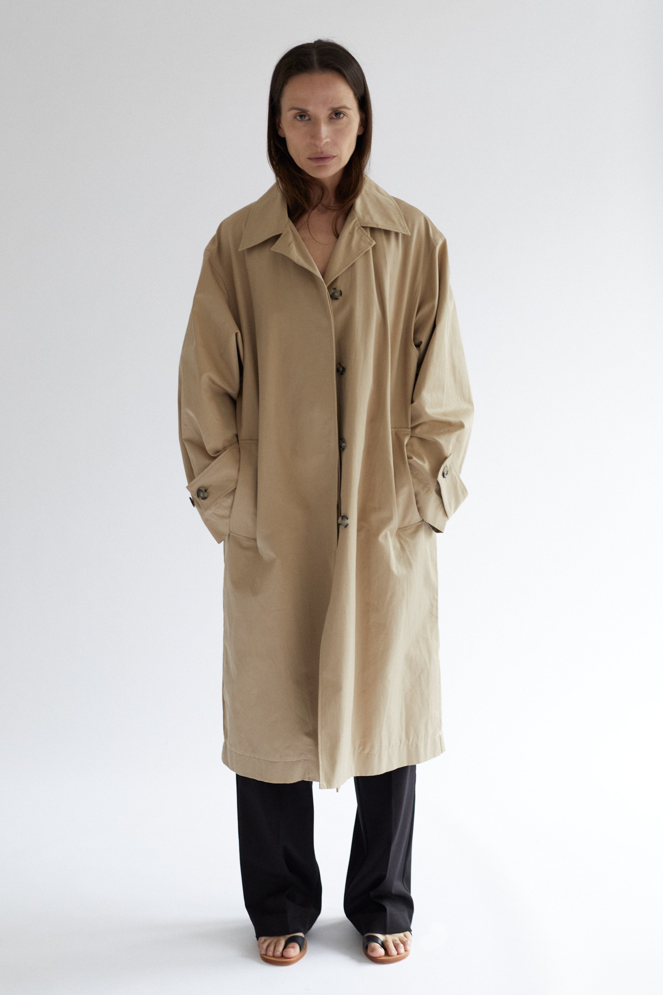 Bea Coat in Coated Cotton Twill