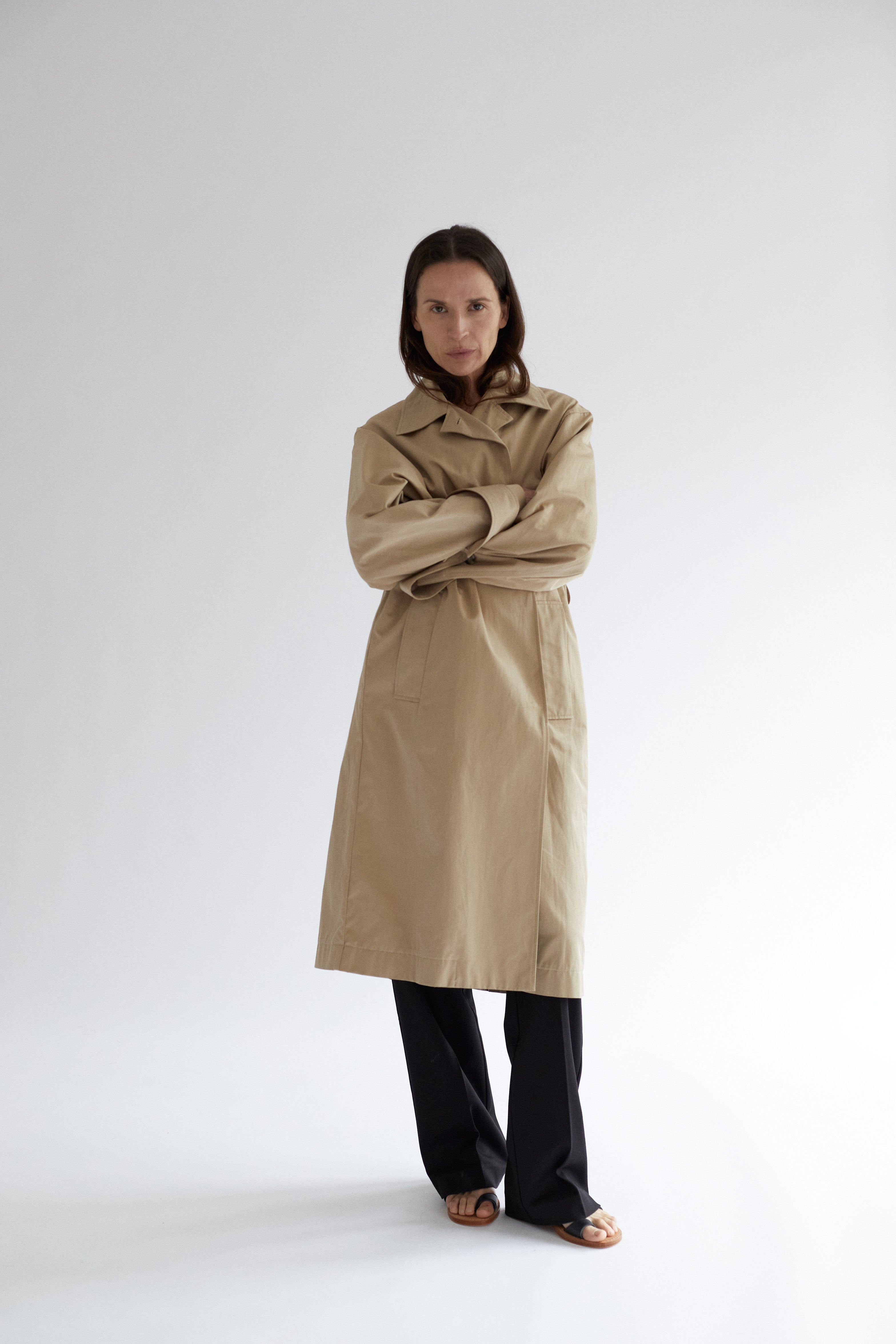 Bea Coat in Coated Cotton Twill