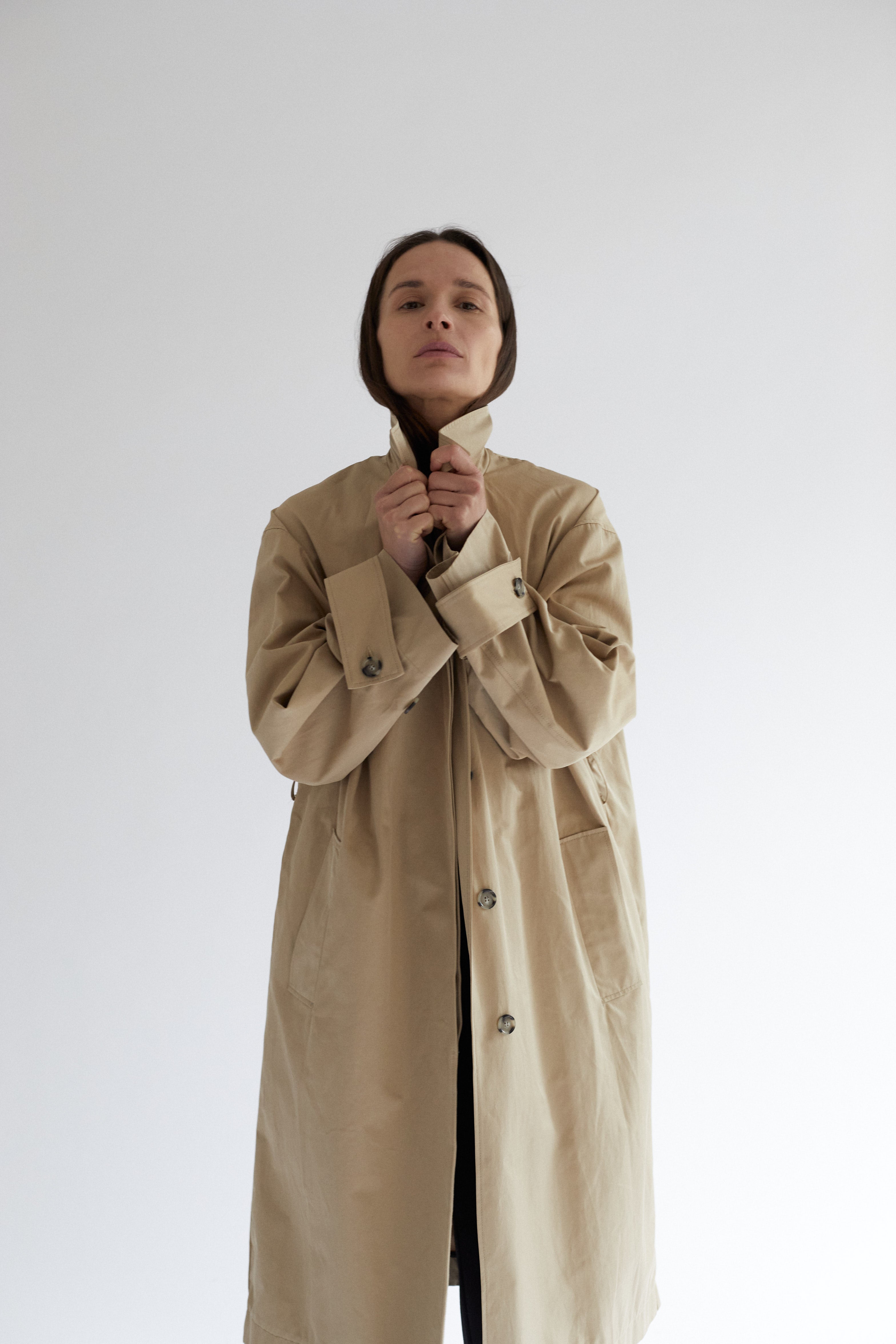 Bea Coat in Coated Cotton Twill