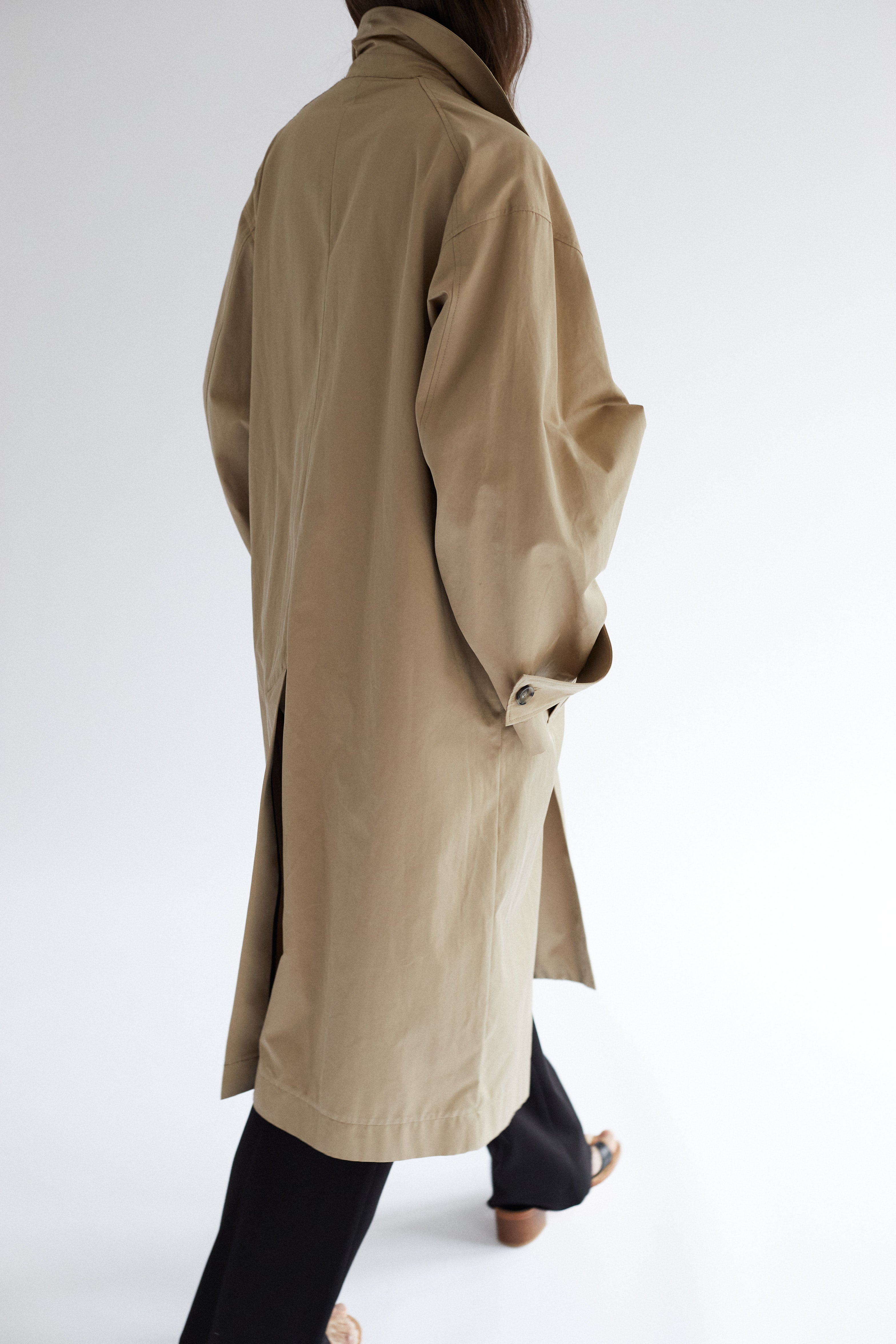 Bea Coat in Coated Cotton Twill