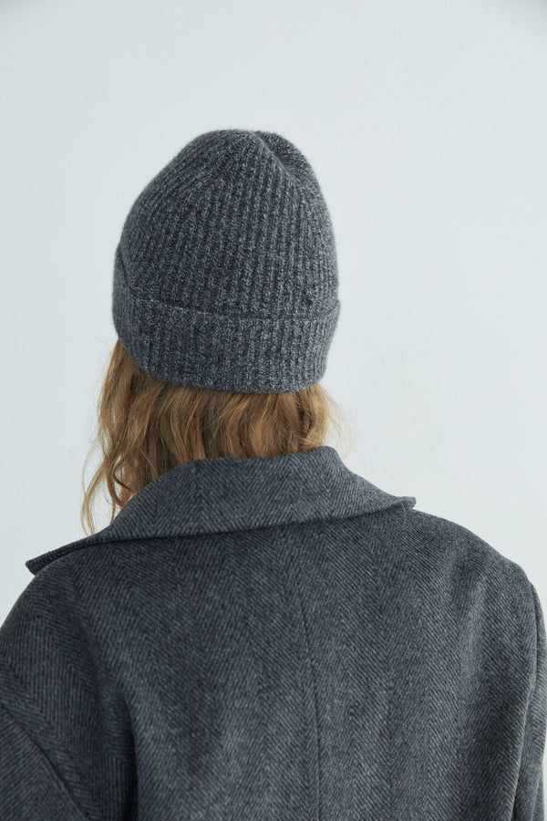 Augusta Beanie (2 color twist) - 100% Cashmere - Geo