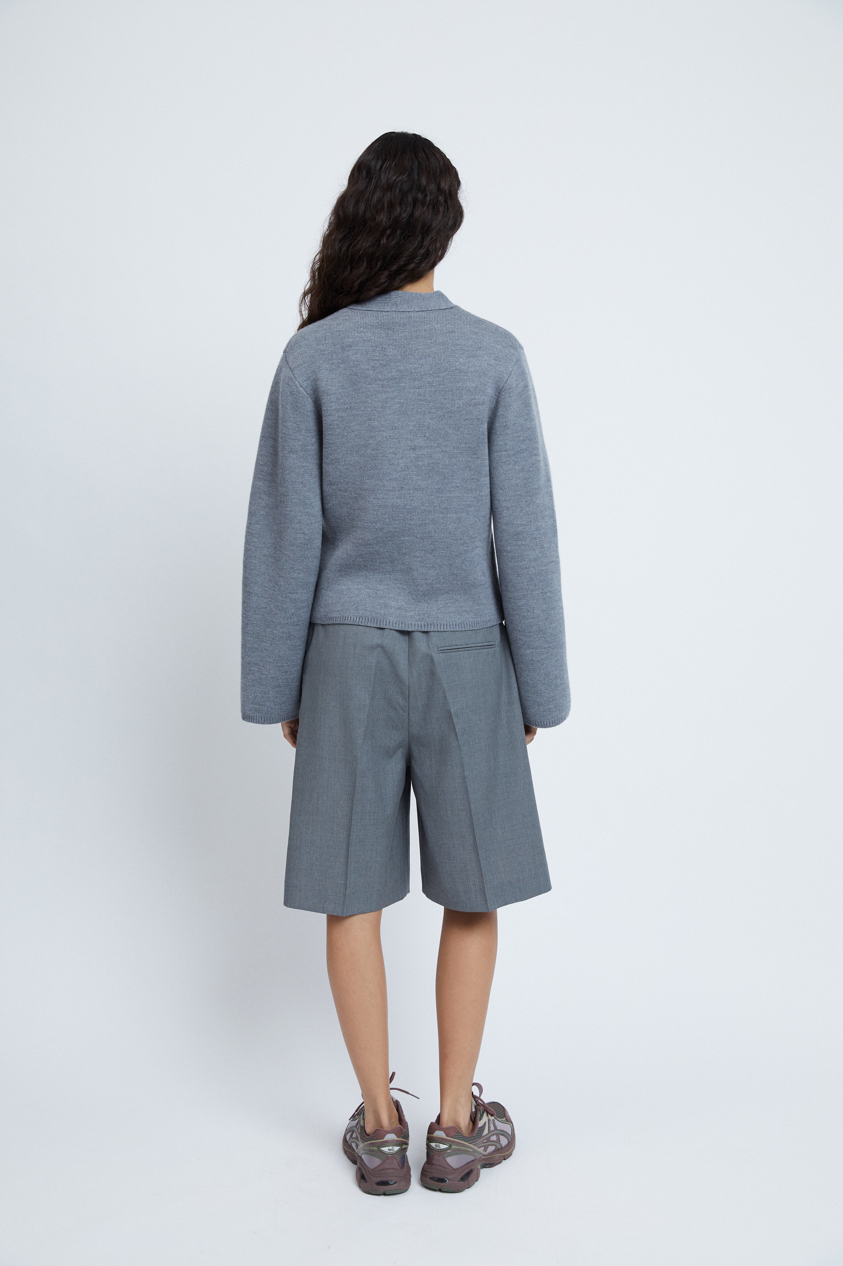 Carla shorts in Cool Wool