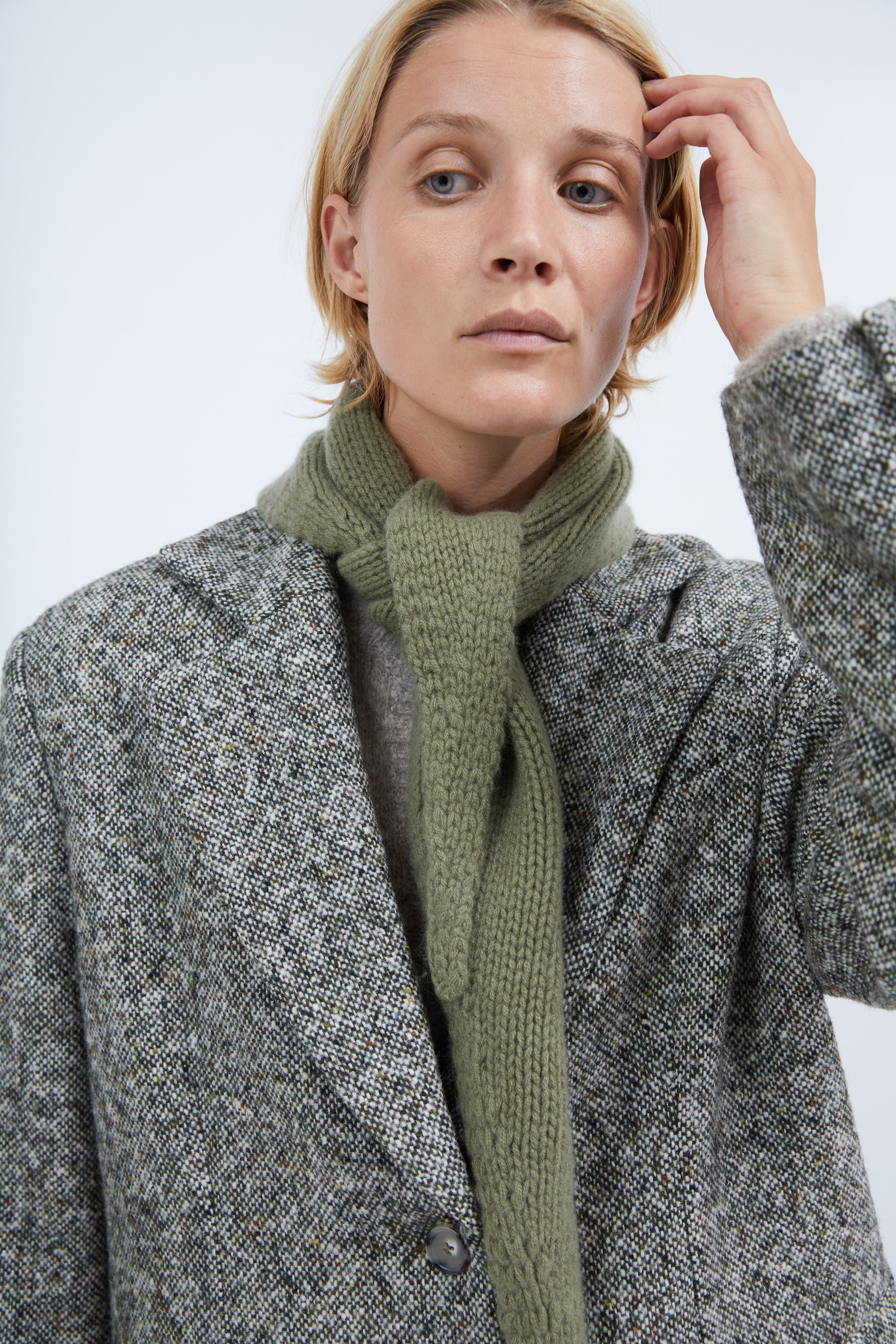 Lina scarf in Khaki