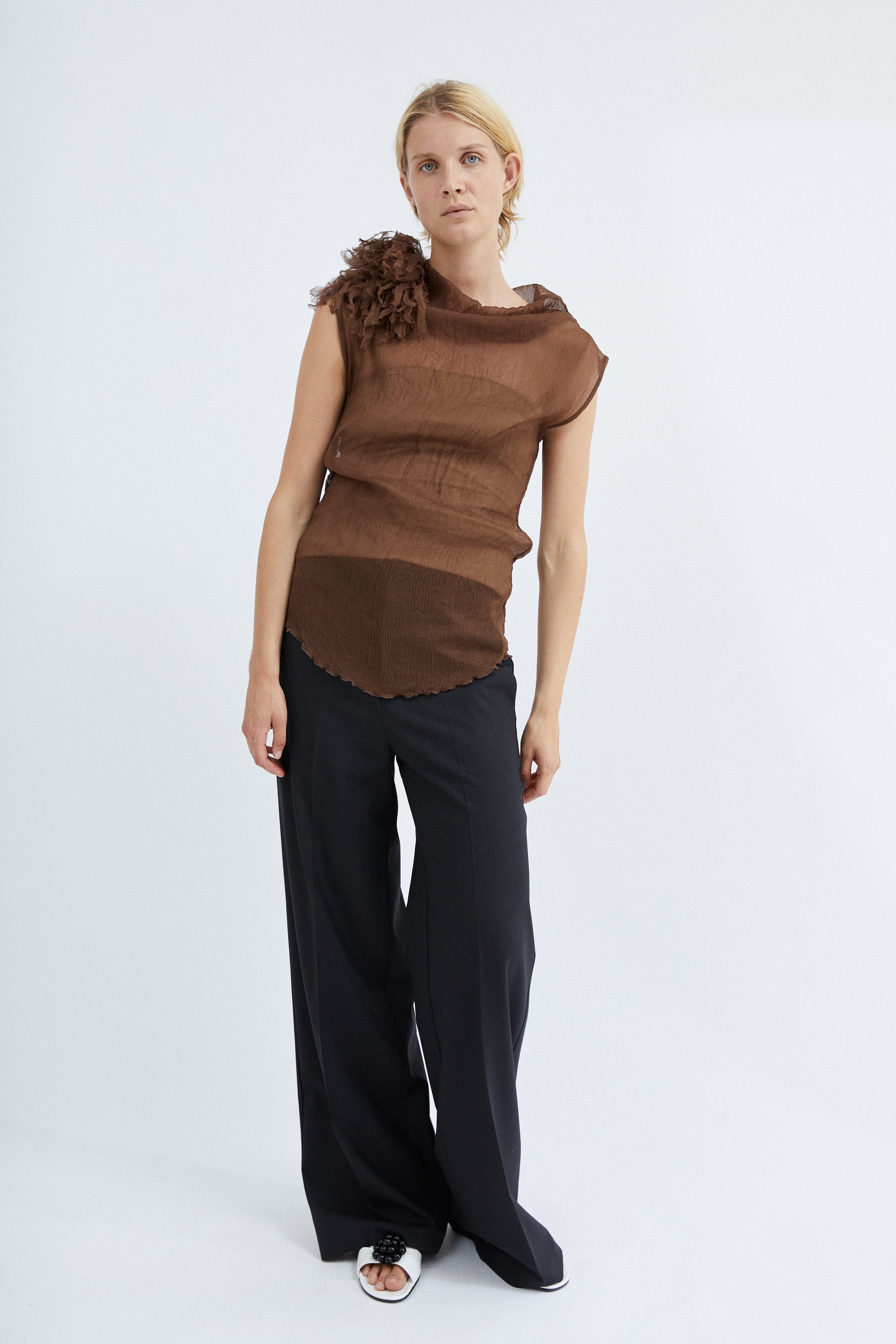 Lotus top in Brown crinkle silk