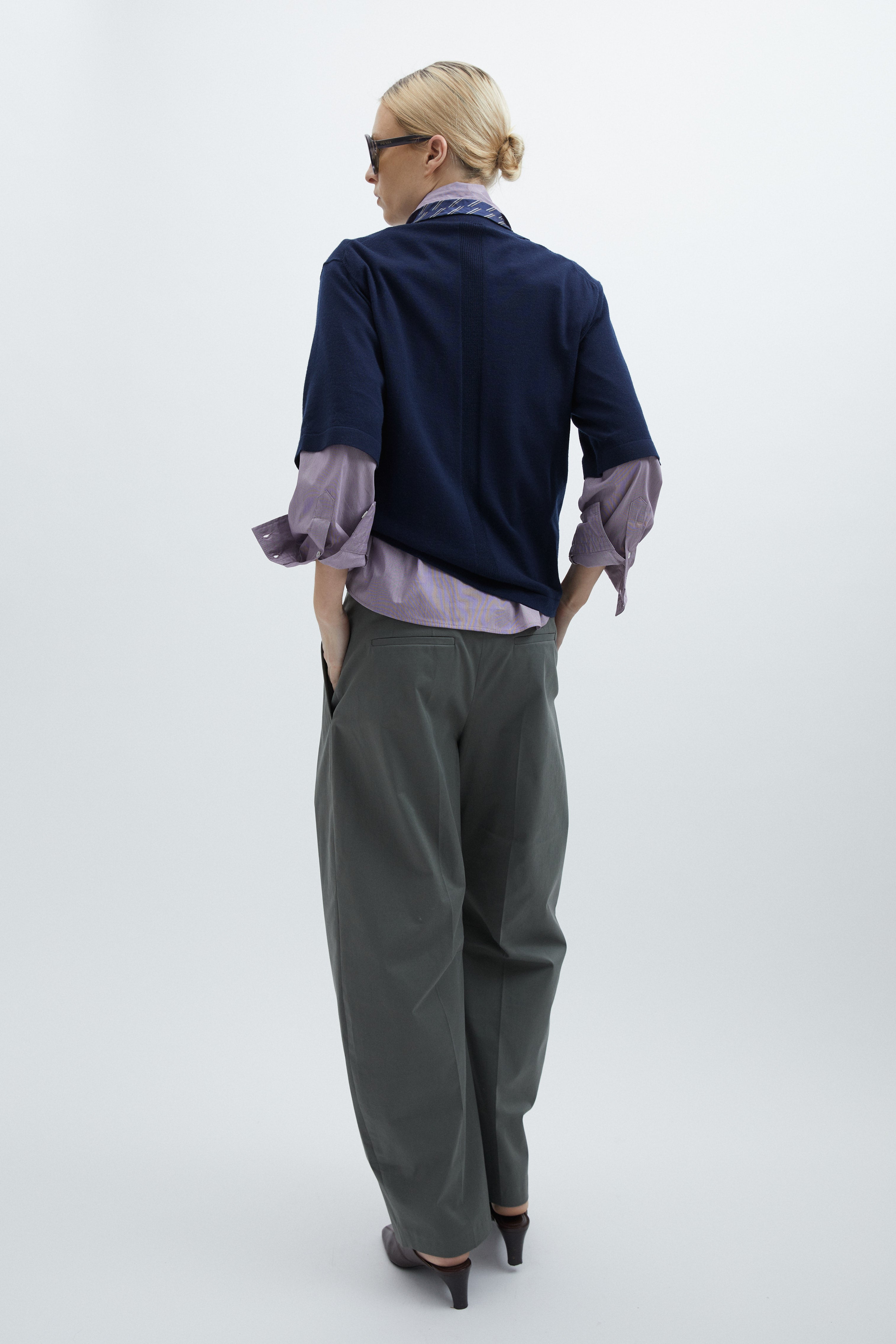 Iris polo knit in Navy merino