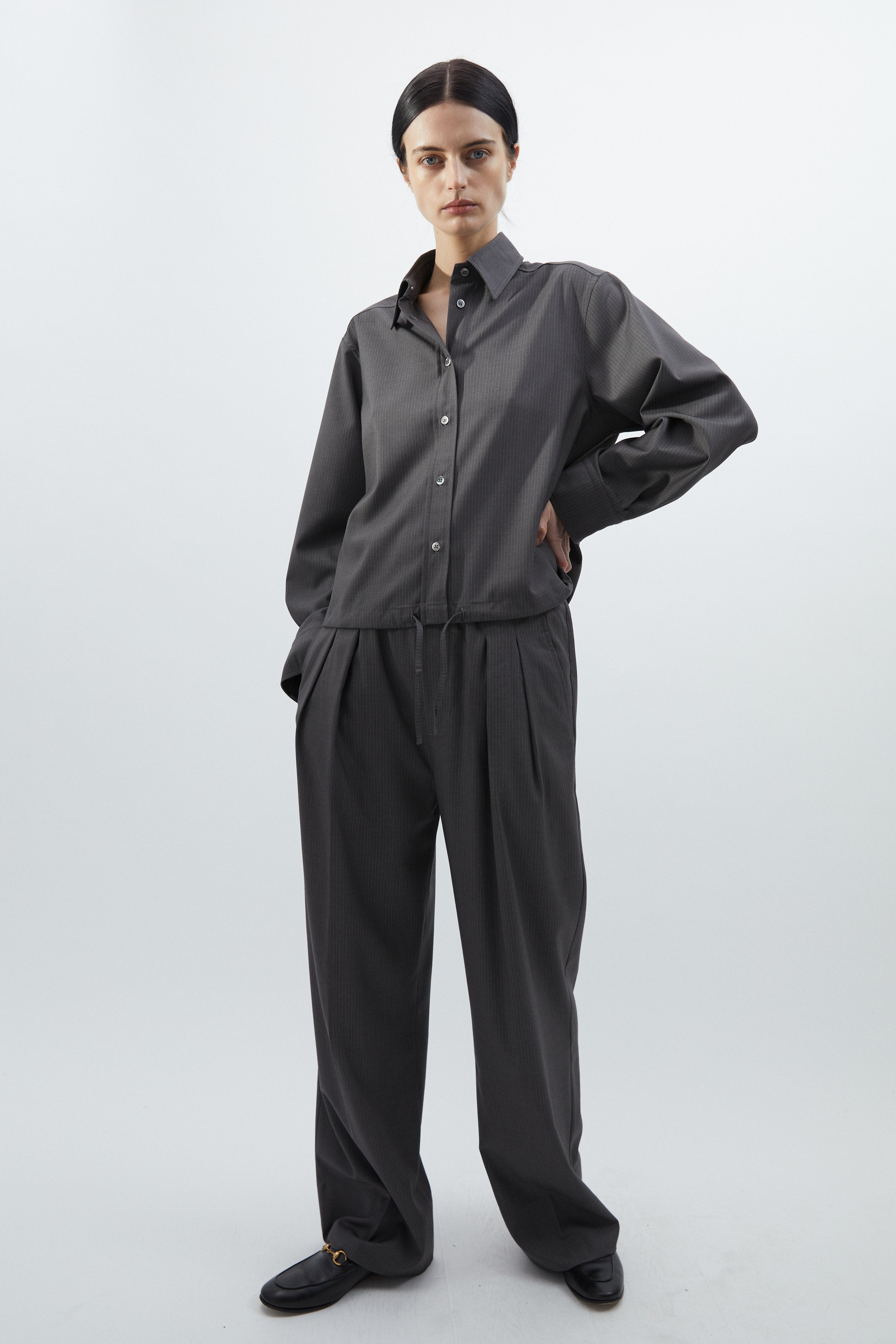 Ola pants in Grey pin stripe