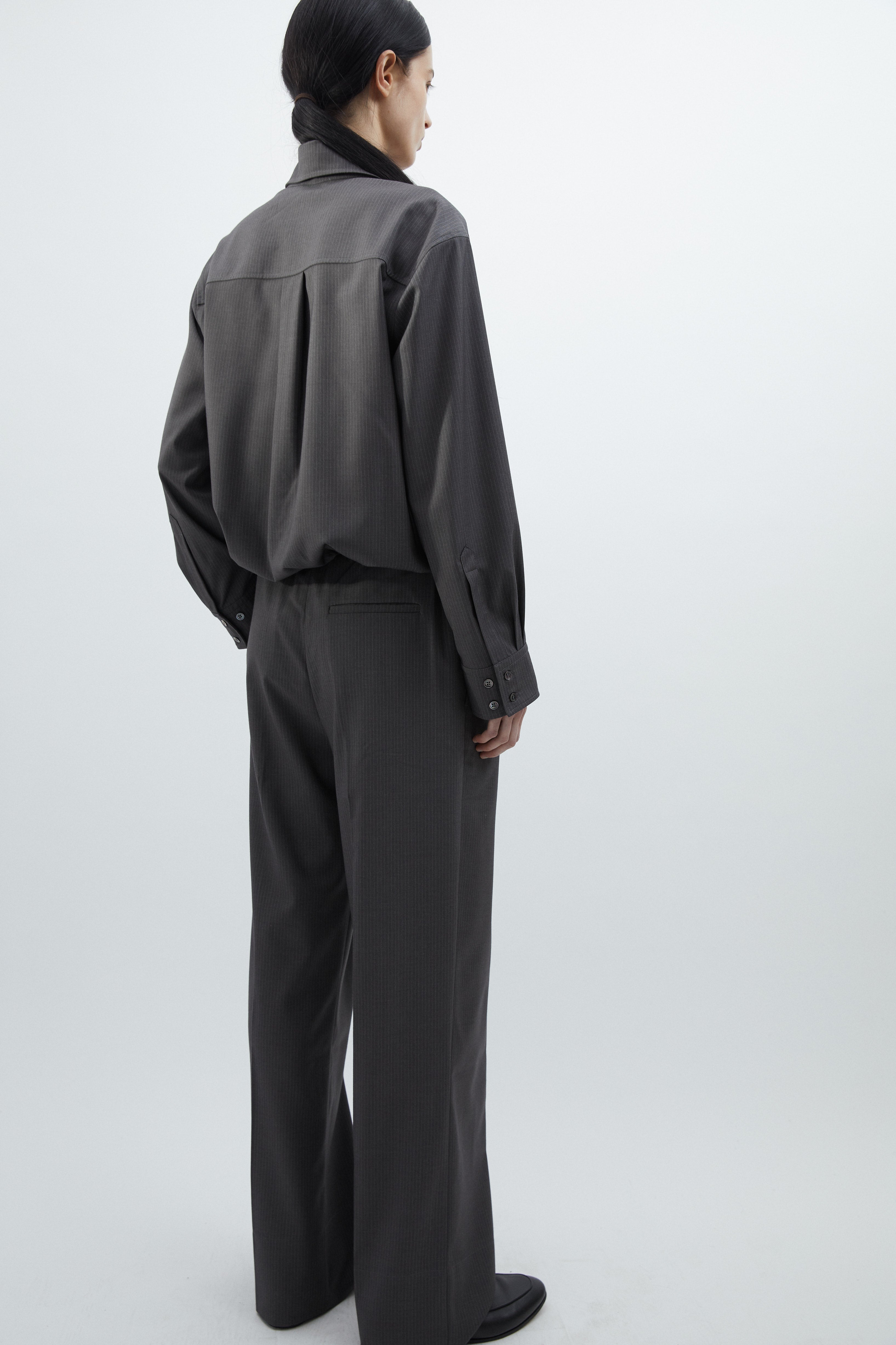 Ola pants in Grey pin stripe