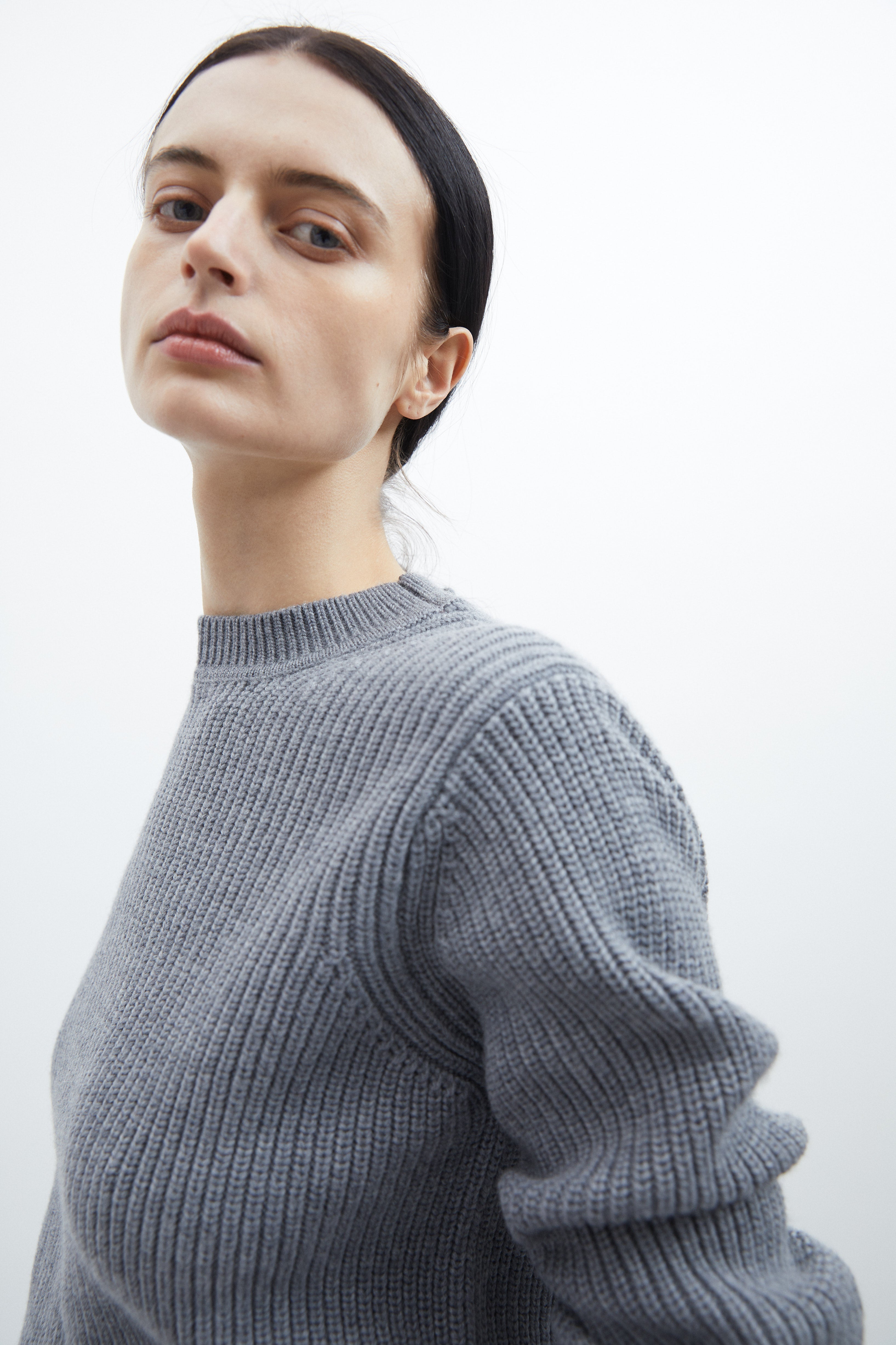 Antonia Knit in Uniform grey