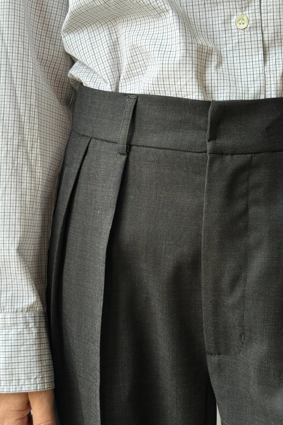 Betty pants in Melange black