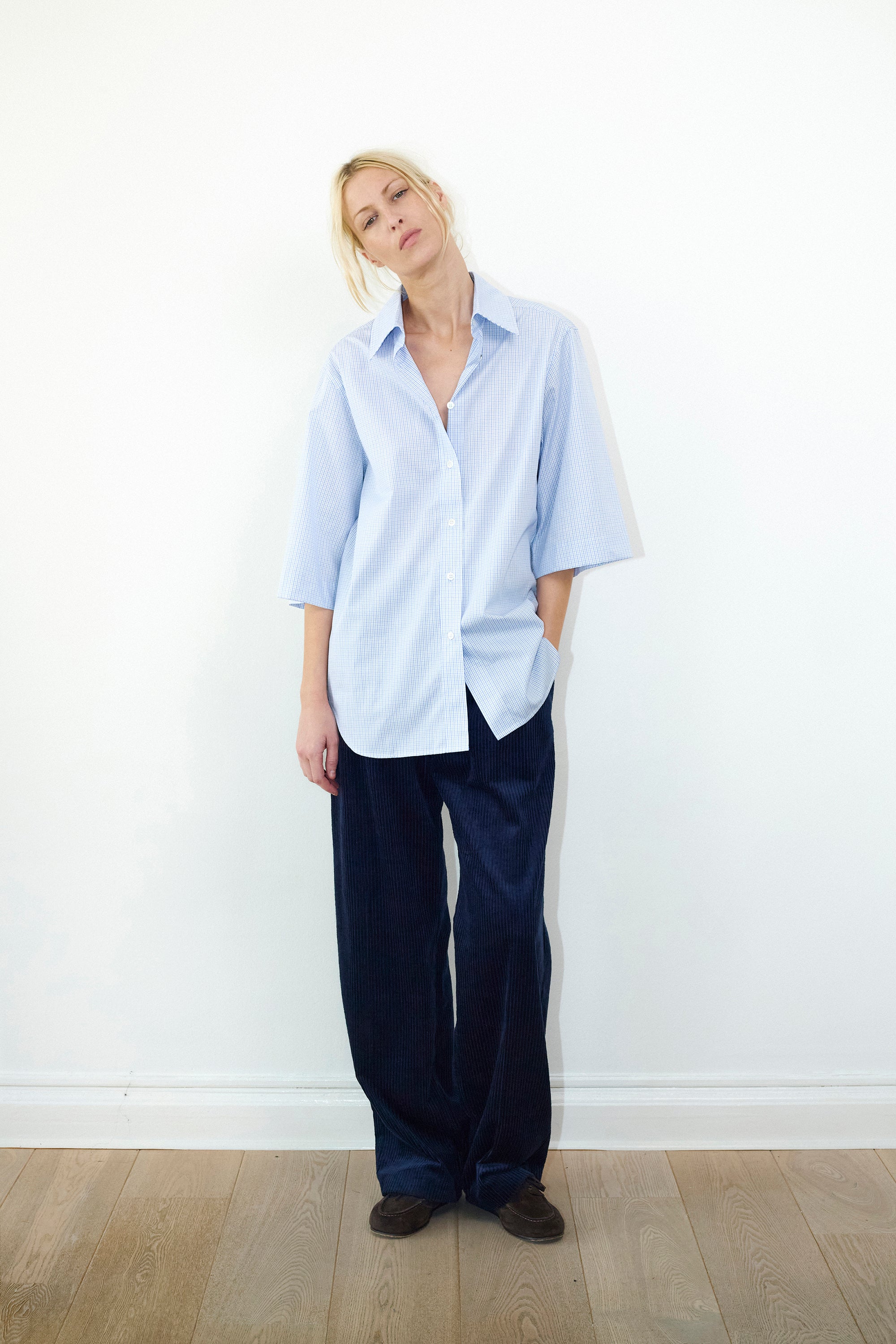 Lia pants in Navy corduroy
