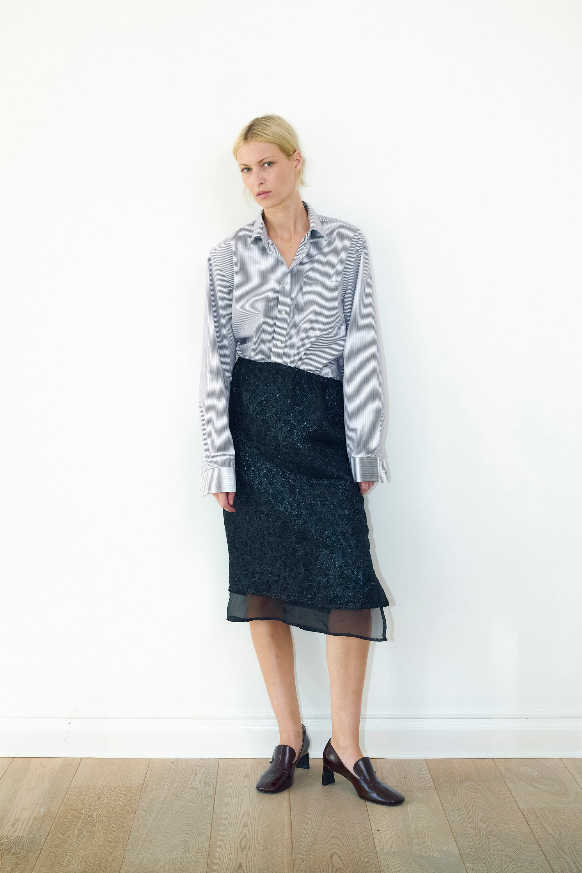 Vintage skirt in Black brocade