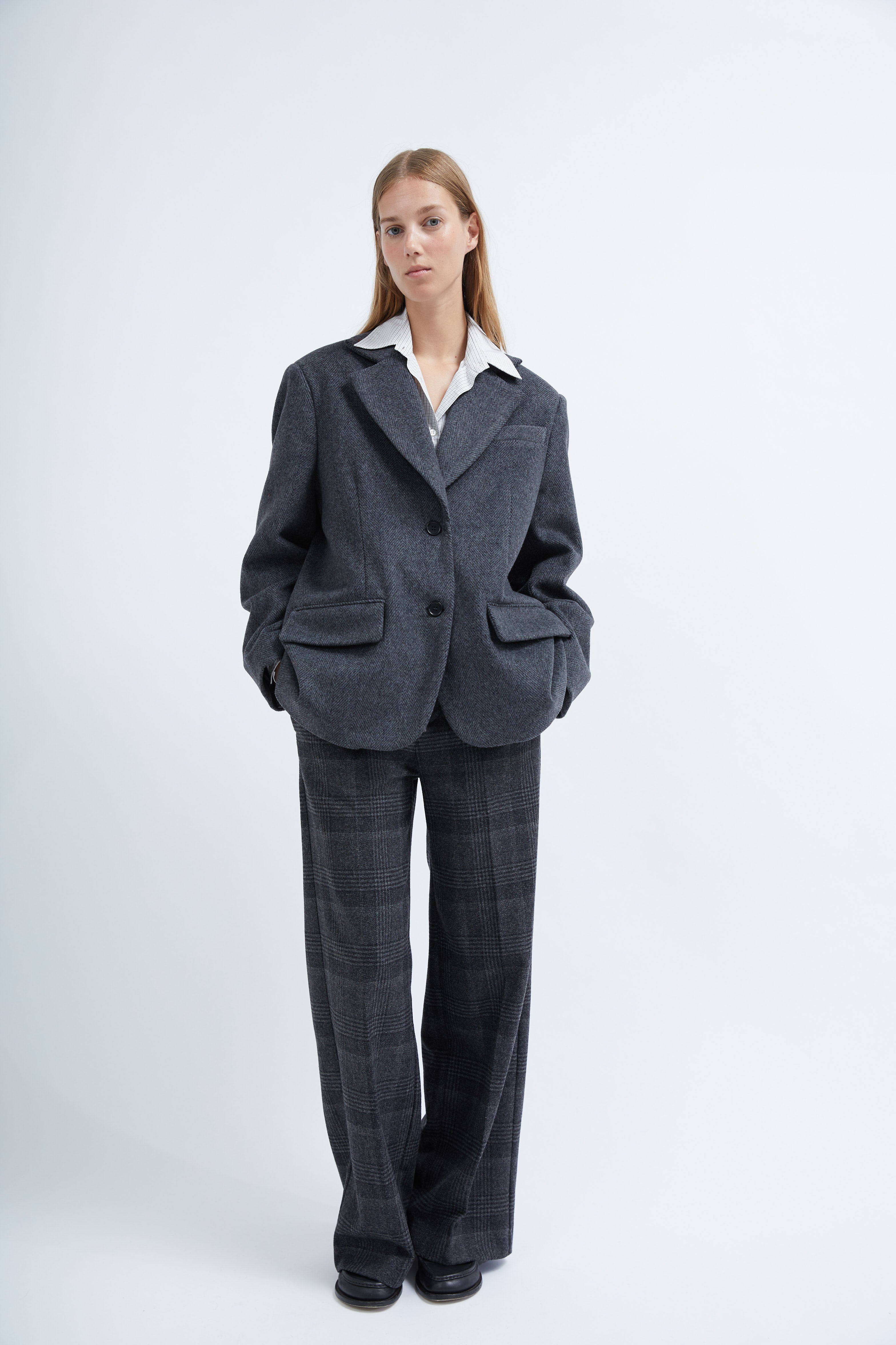 Katie jacket in Lo Dato Wool