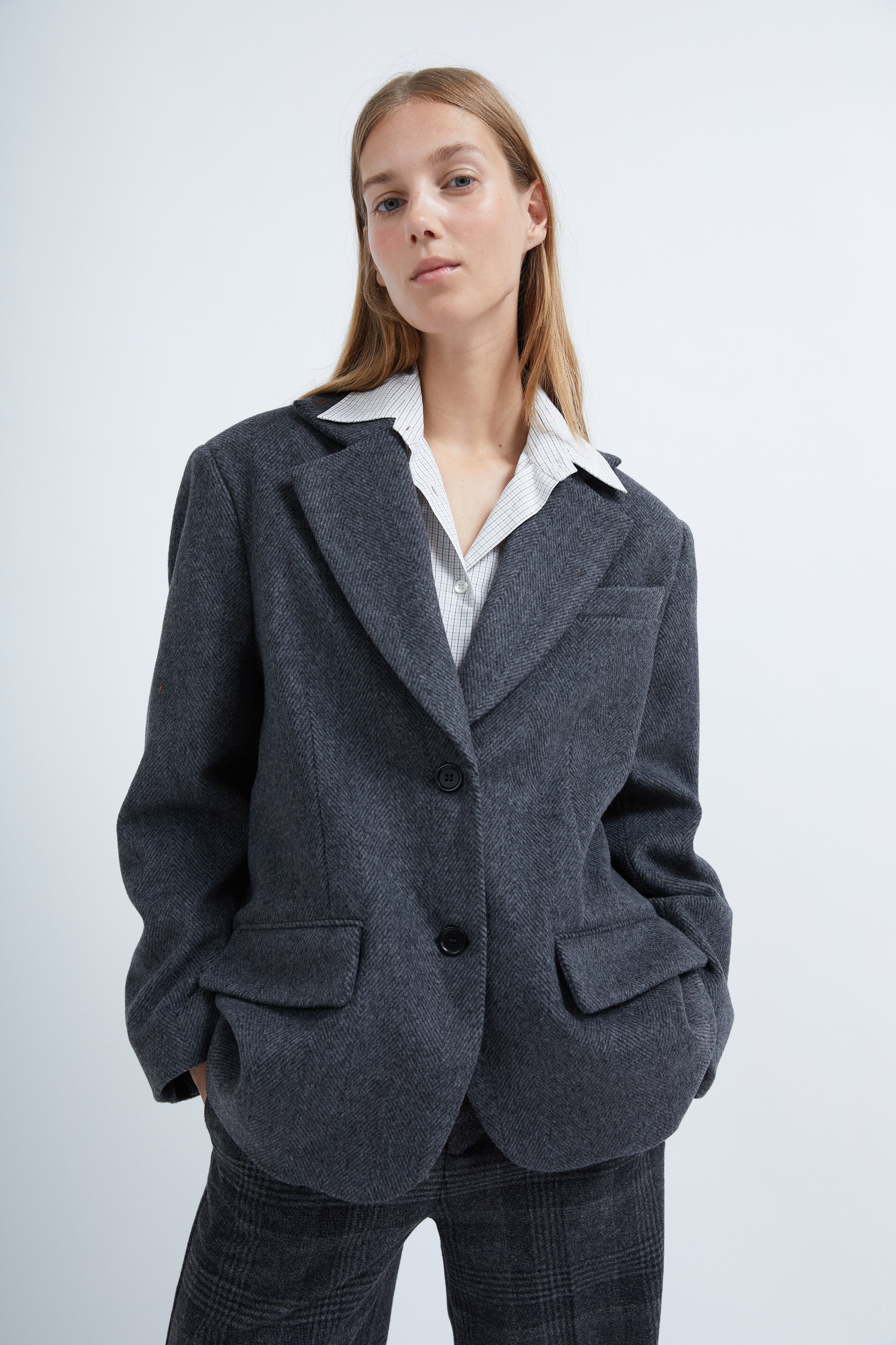 Katie jacket in Lo Dato Wool