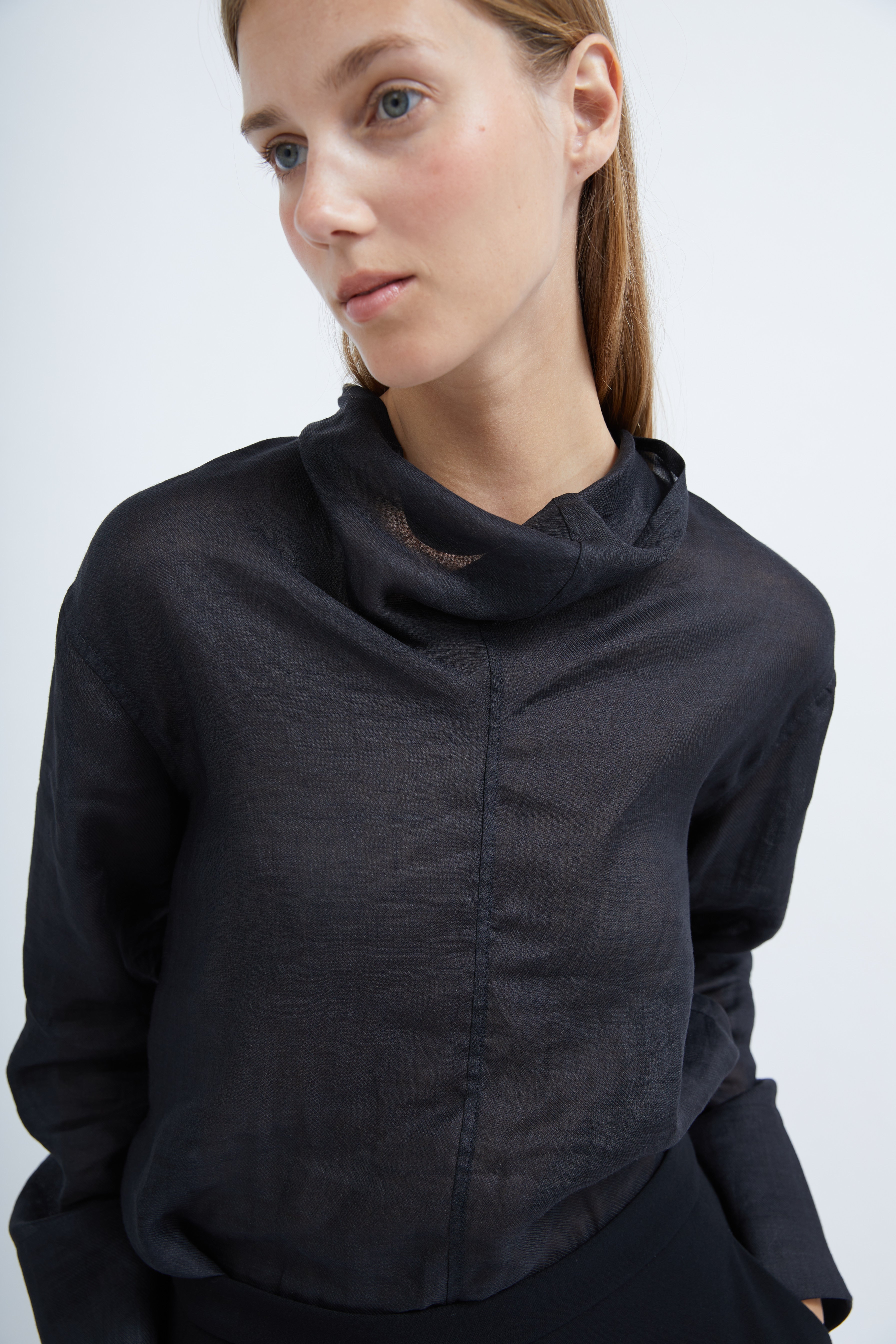 Julia shirt in Black