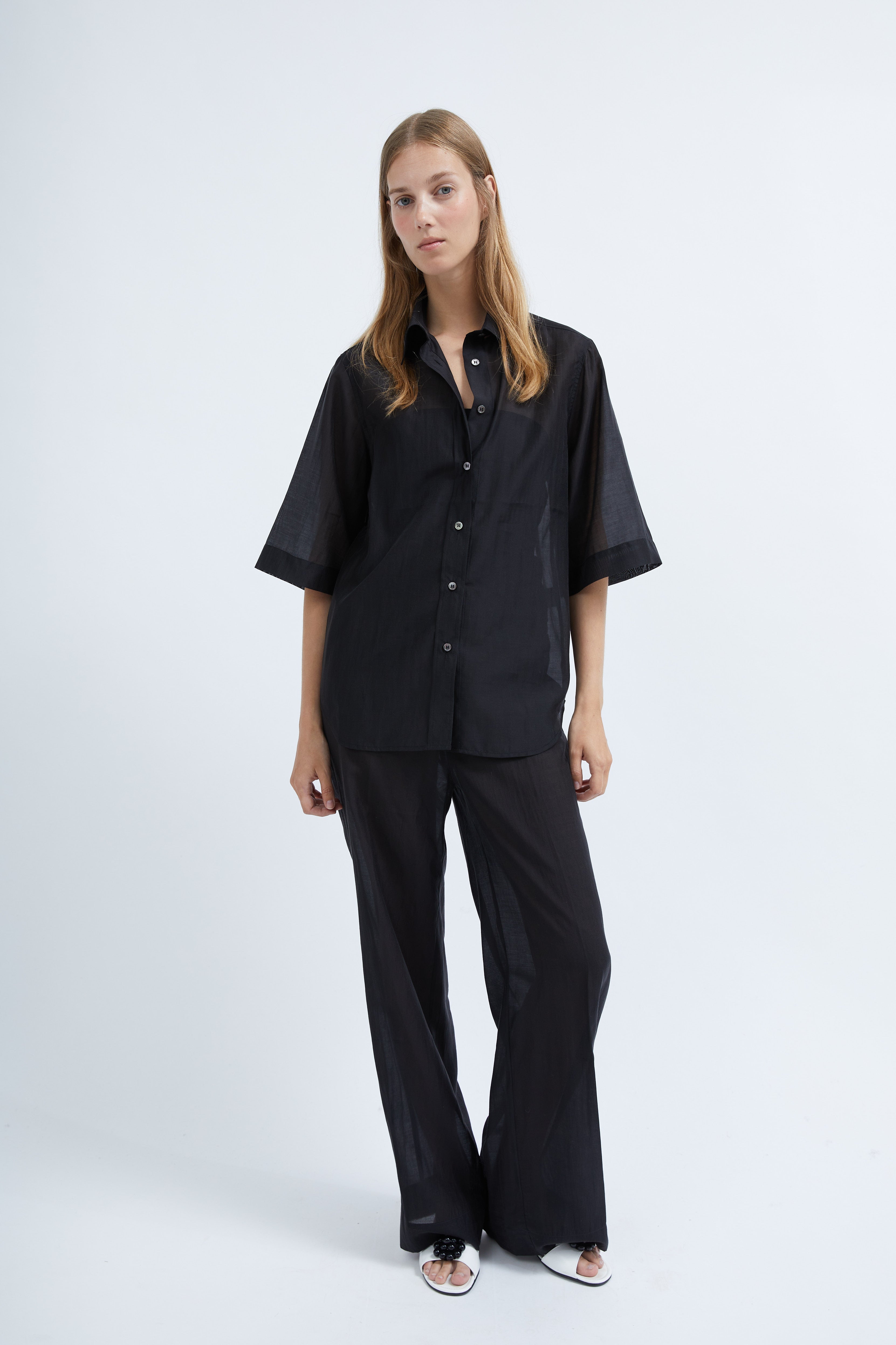 Tella pants in Black