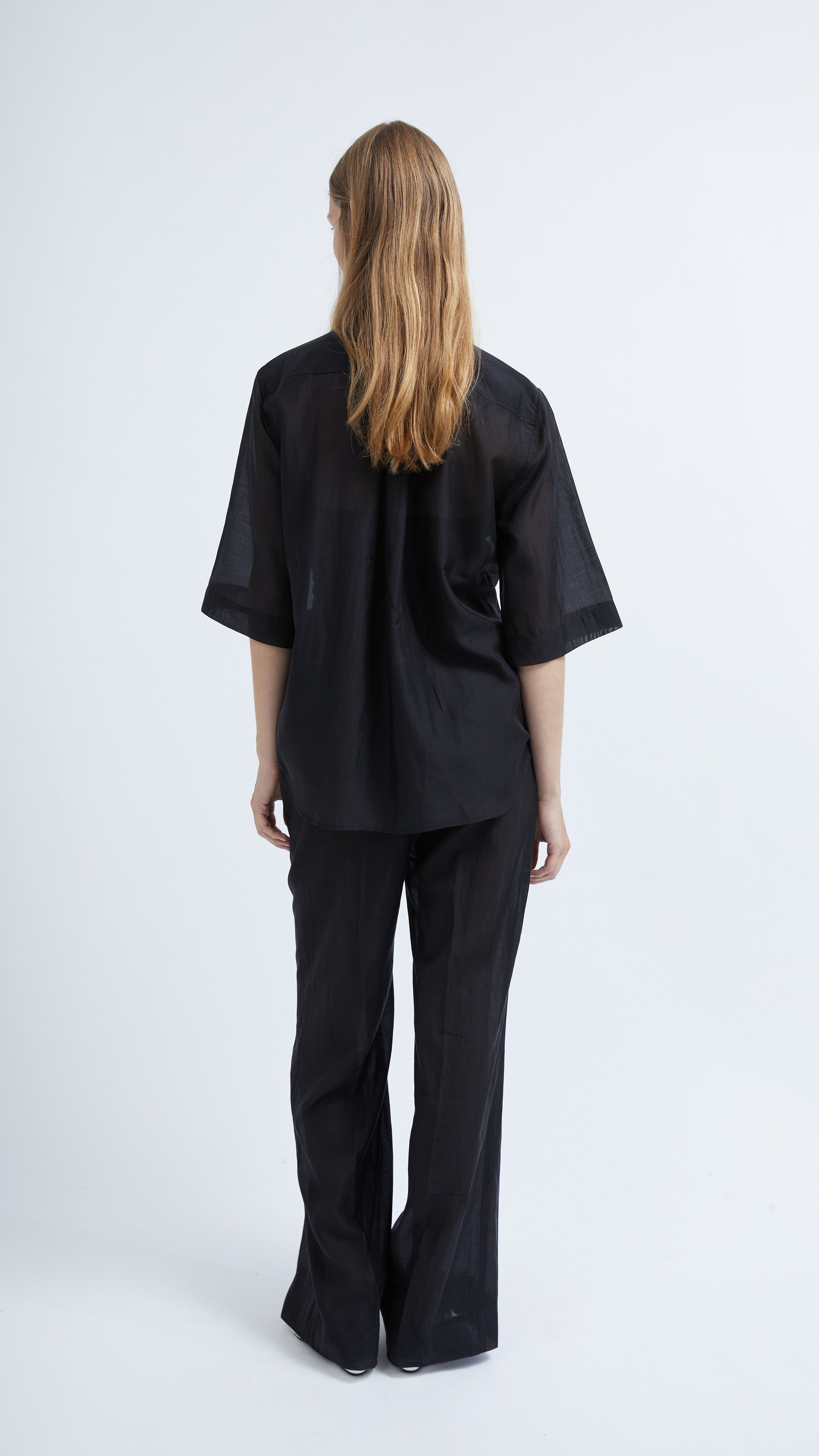 Tella pants in Black