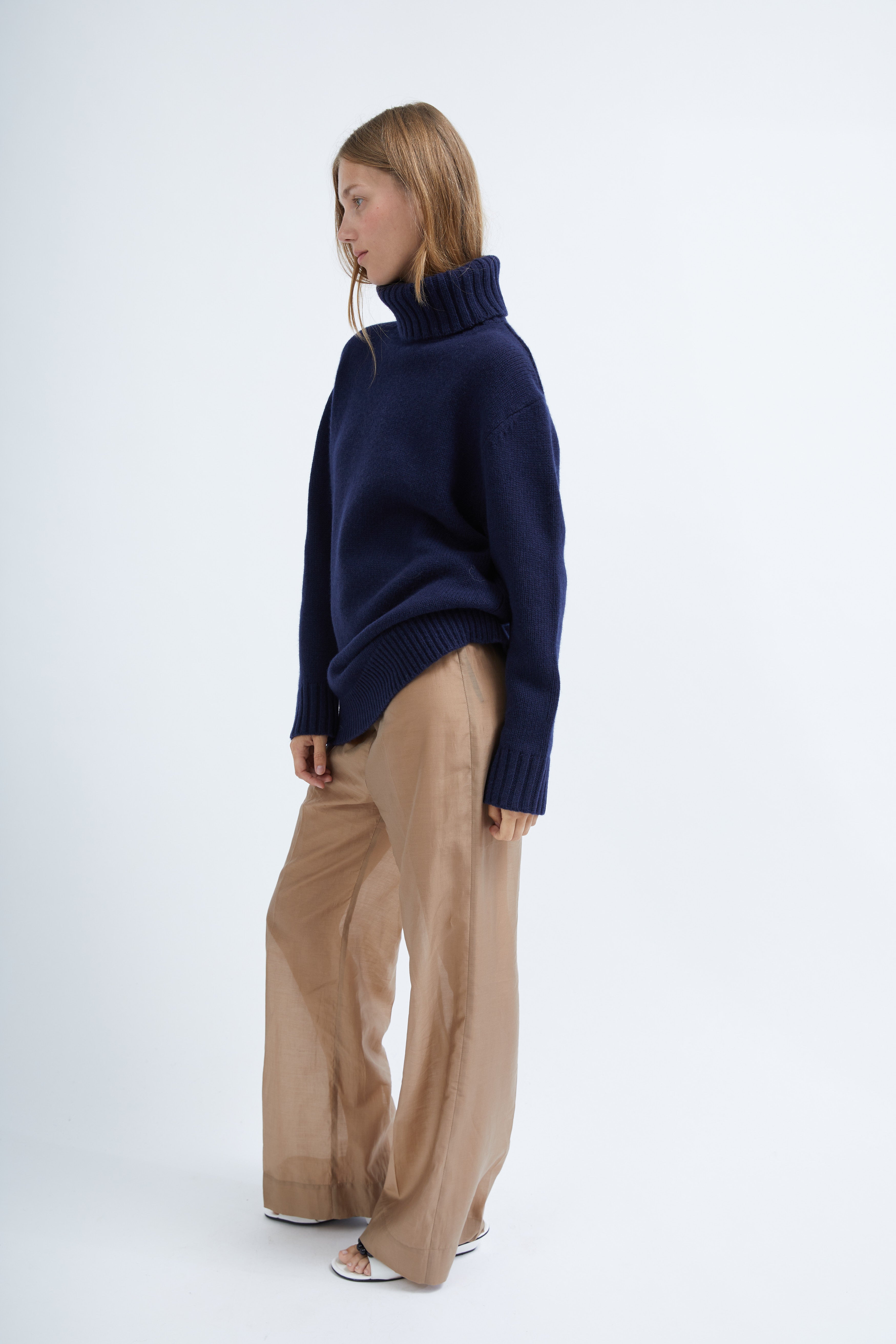 Gaia knit in Navy