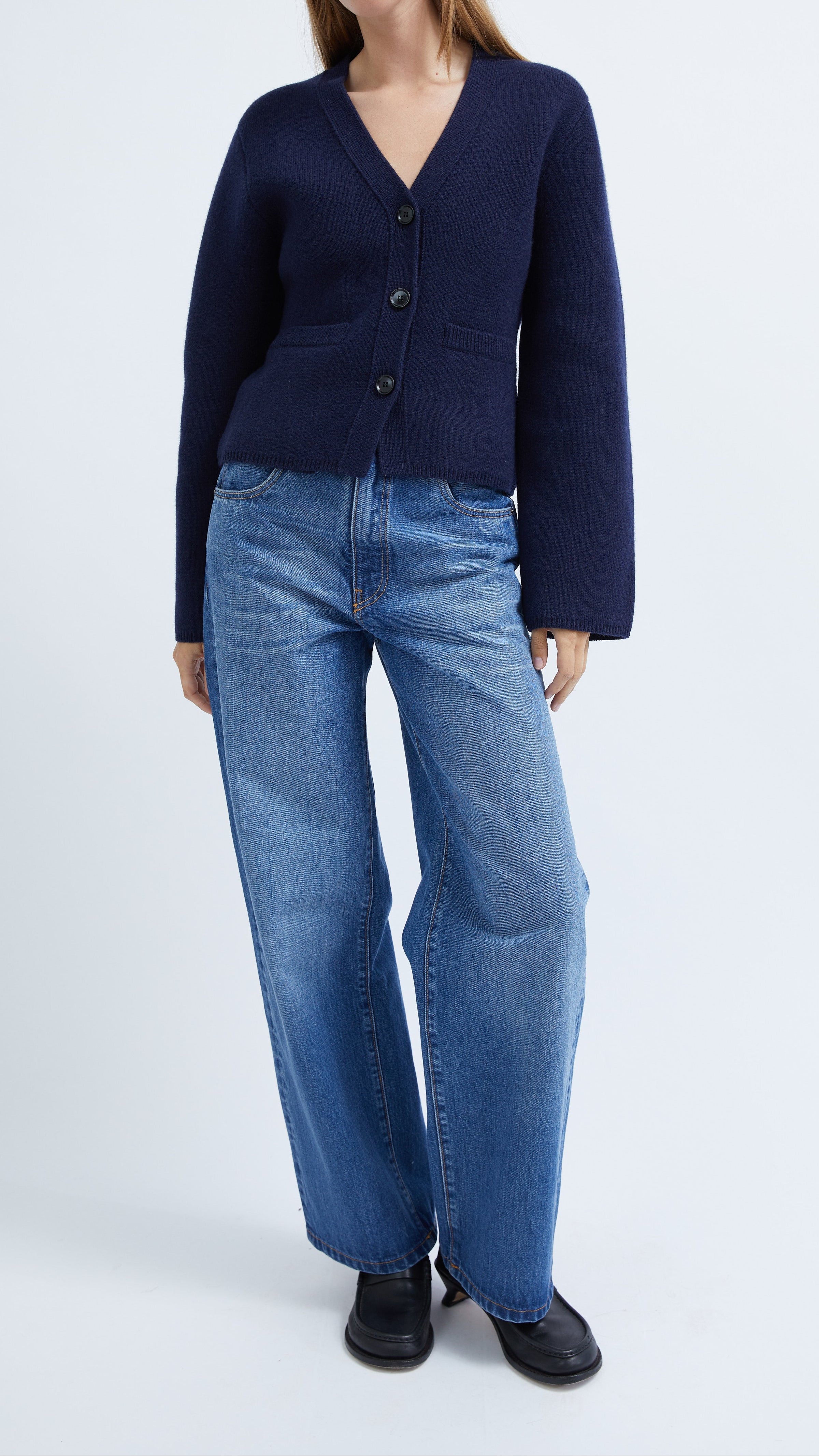 Greta cardigan in Navy