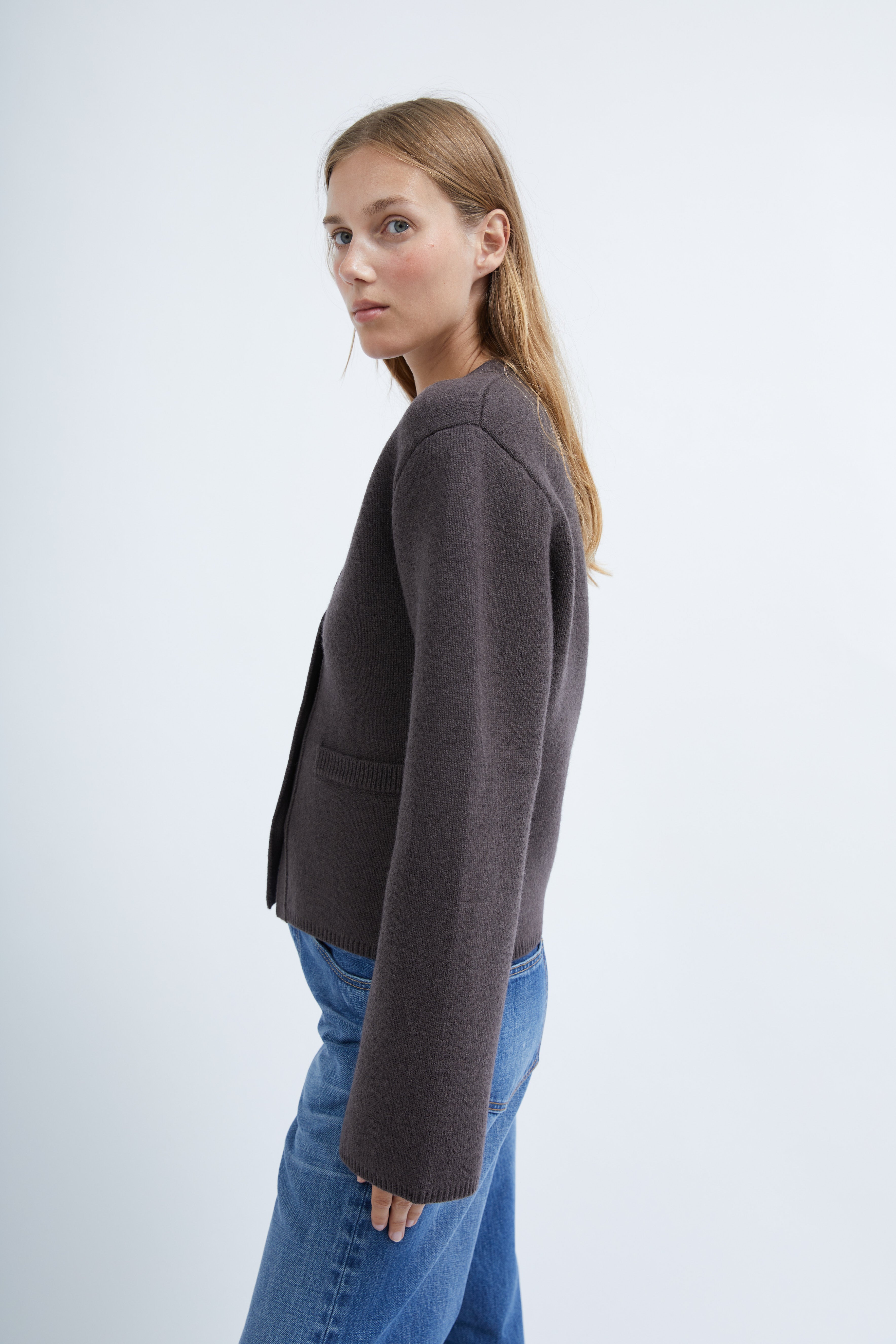 Greta cardigan in Brown