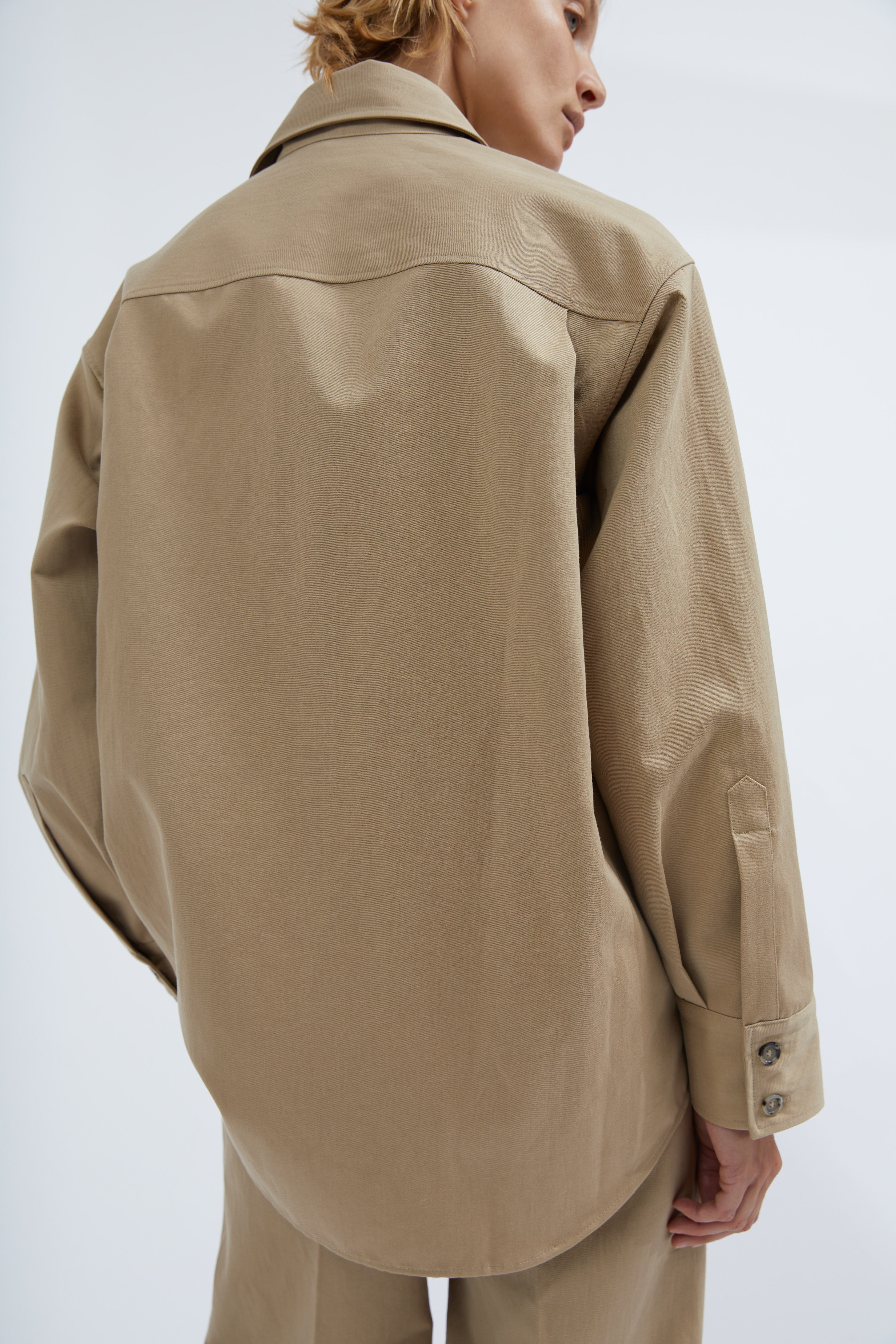 Naomi shirt in Camel twill