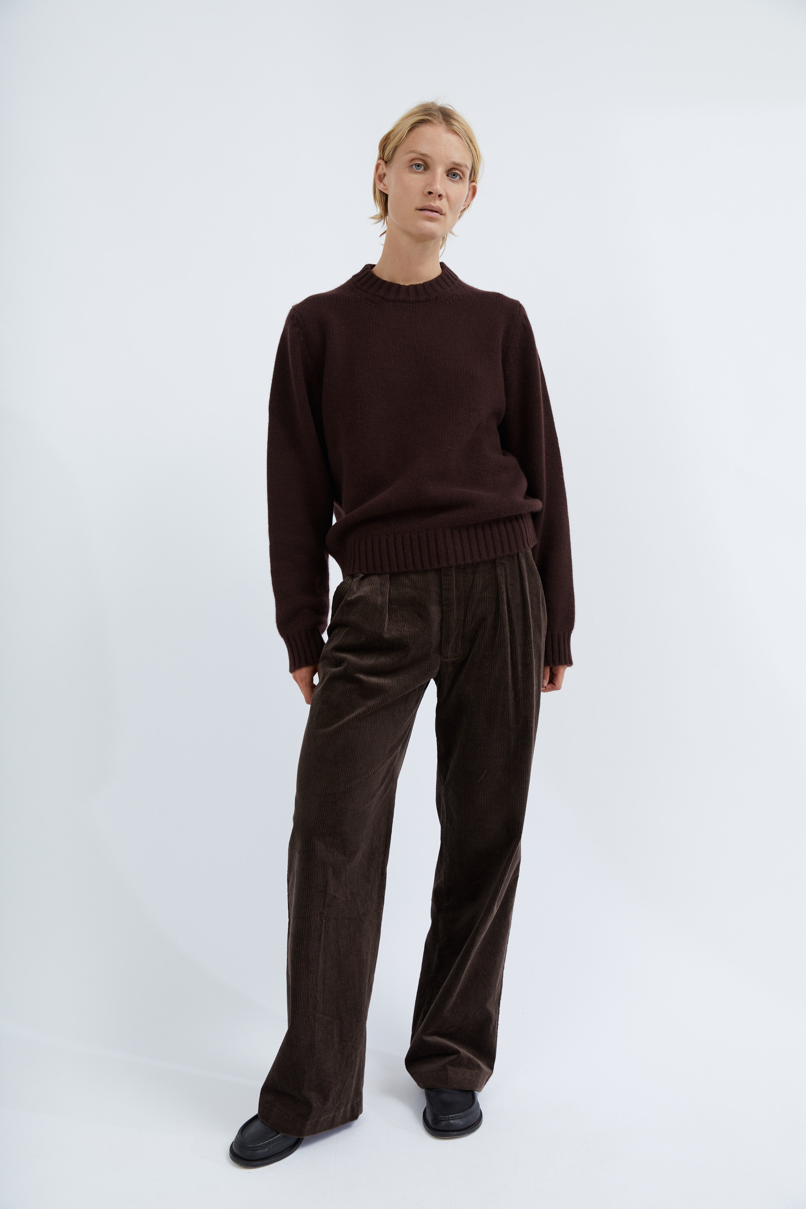 Lia pants in Brown corduroy