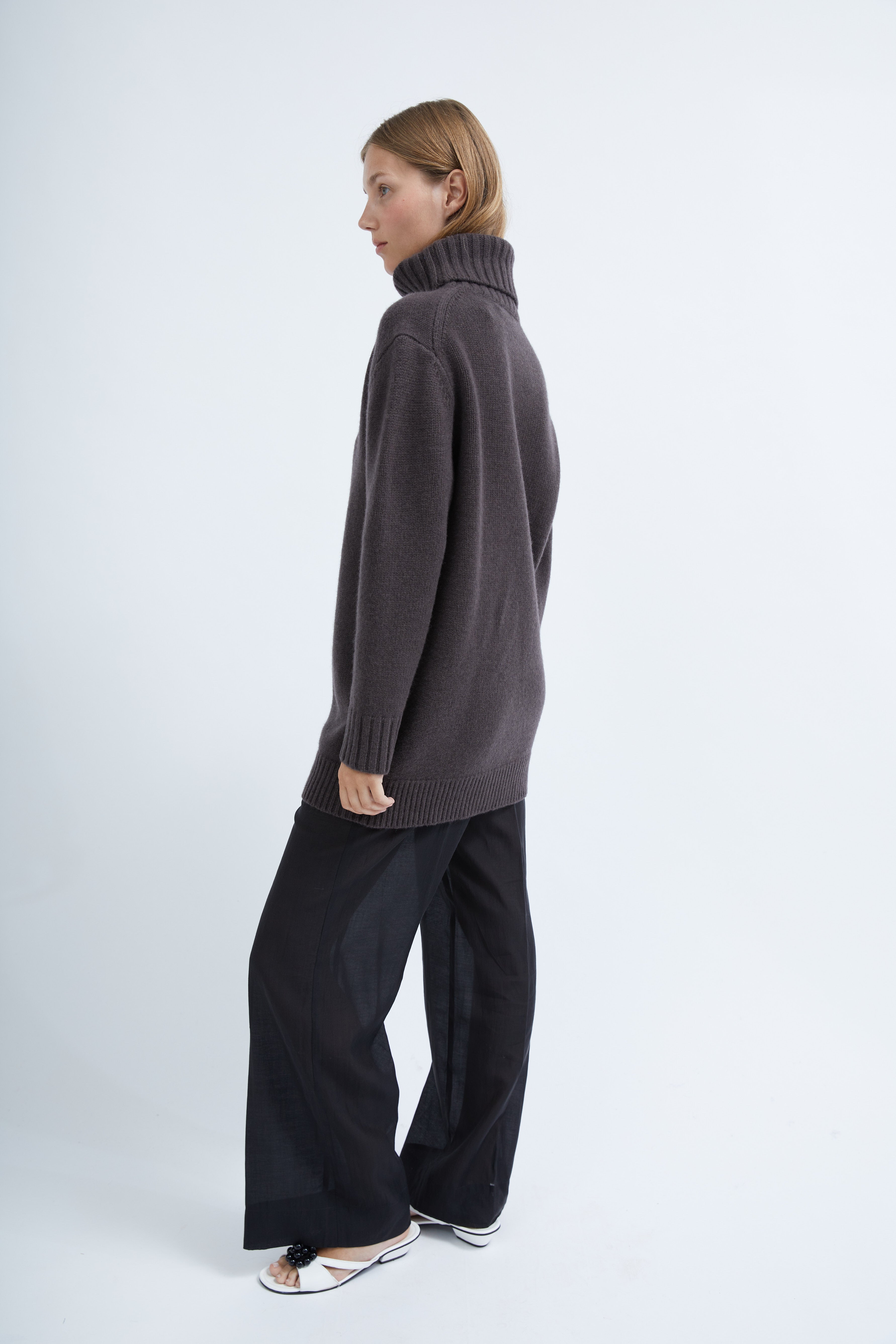Gaia knit in Brown