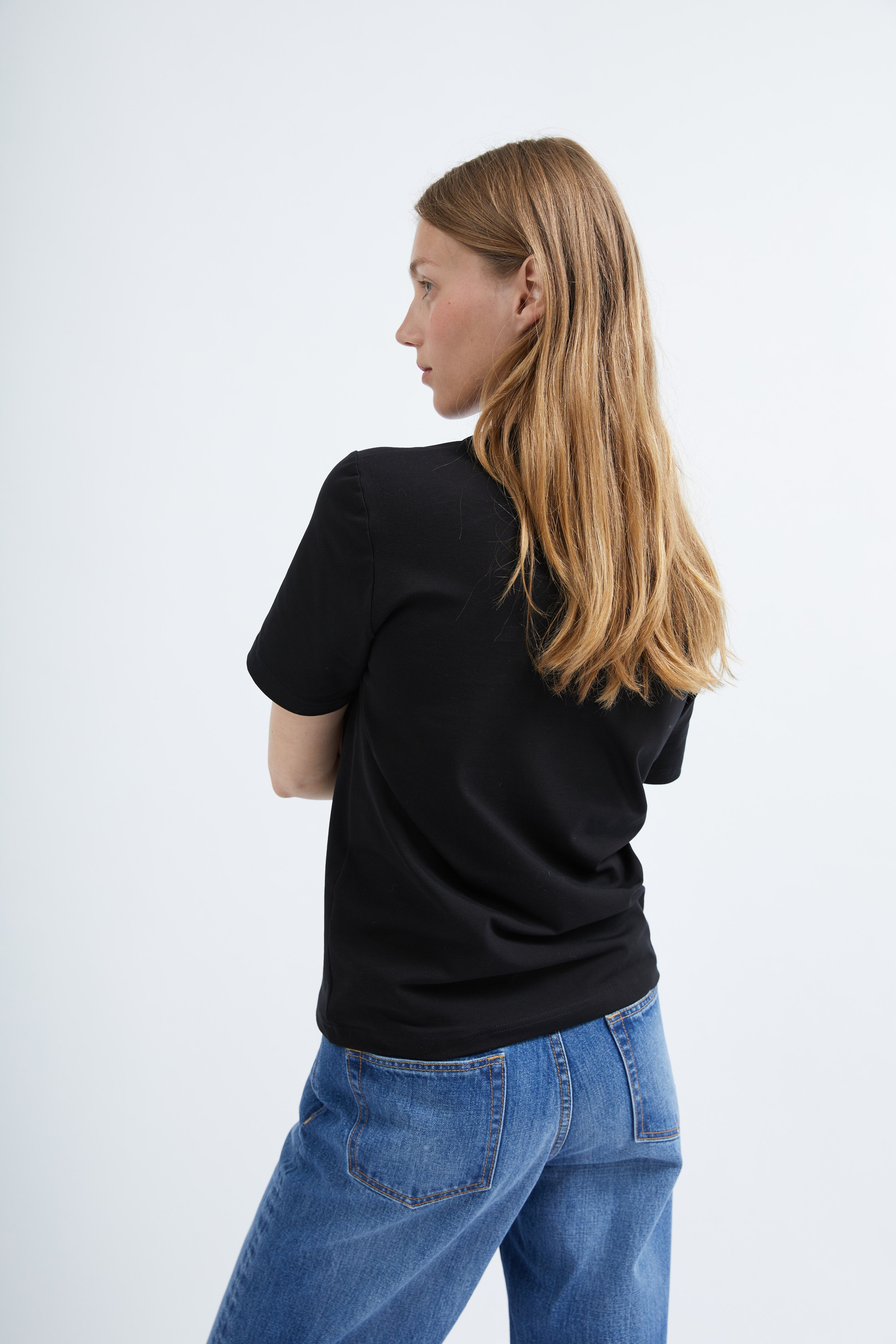 Smilla t-shirt in Black