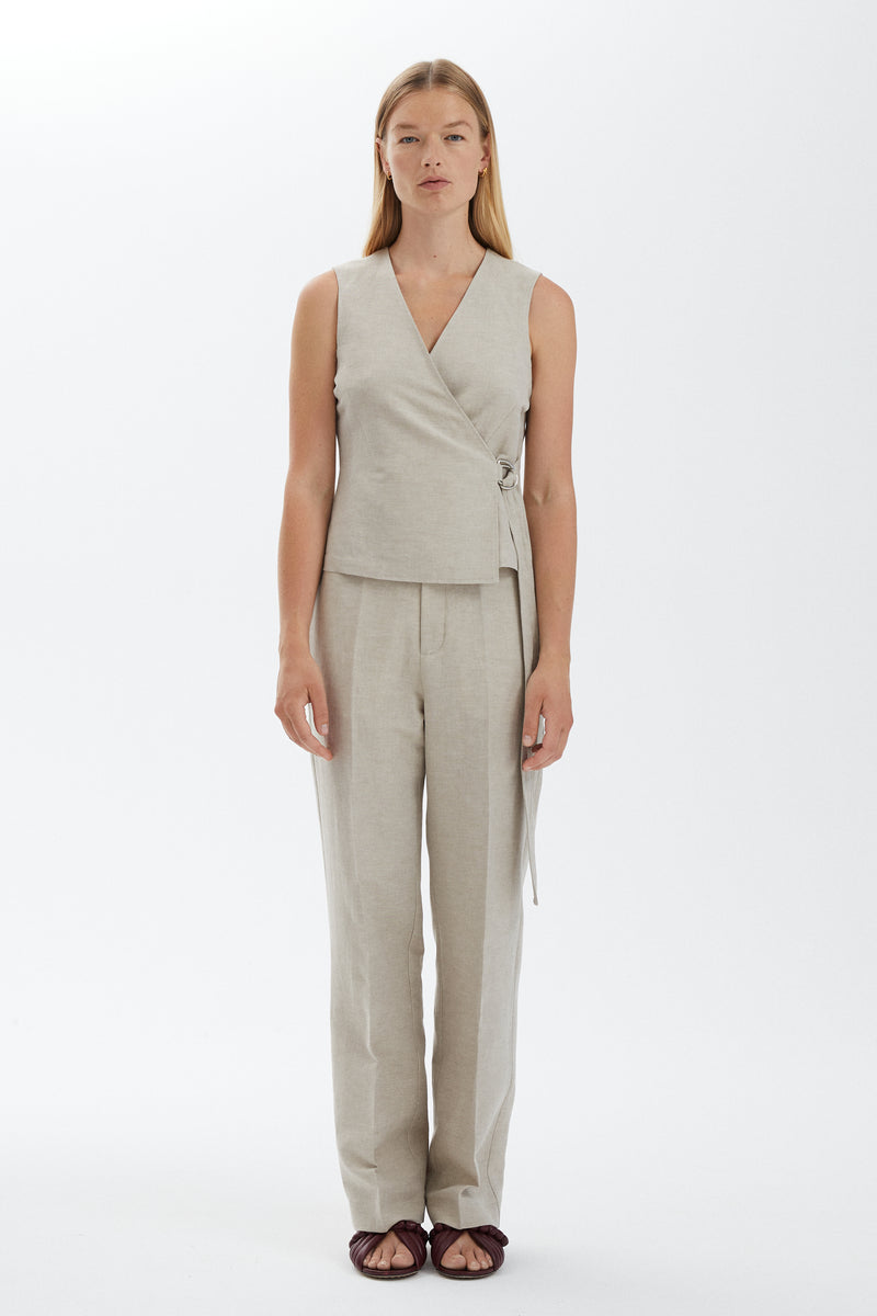 Linen wrap top with belt in nature clour with matching suit pants